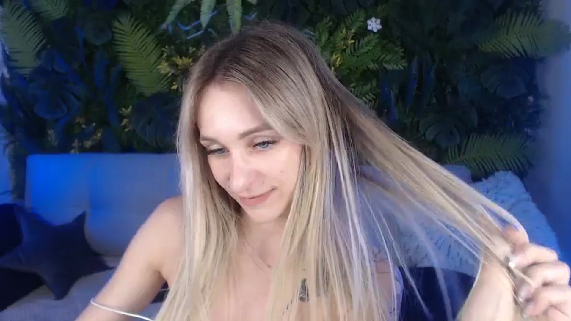 Gallery image thumbnail from Horny_Blond's myfreecams stream on, 07/12/2024, 10:27 image 2 of 20