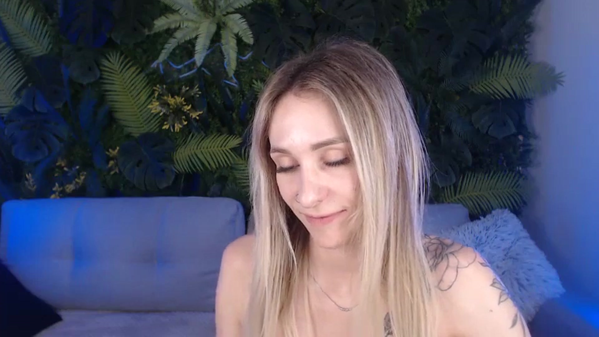 Gallery image thumbnail from Horny_Blond's myfreecams stream on, 07/12/2024, 10:58 image 12 of 20