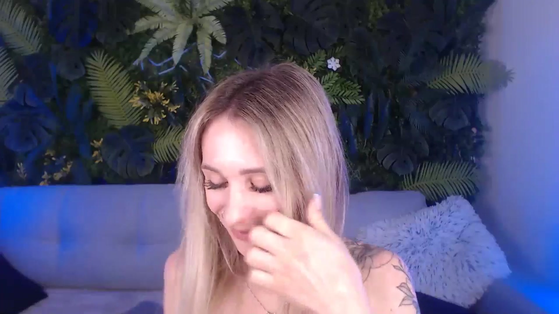 Gallery image thumbnail from Horny_Blond's myfreecams stream on, 07/12/2024, 12:07 image 15 of 20