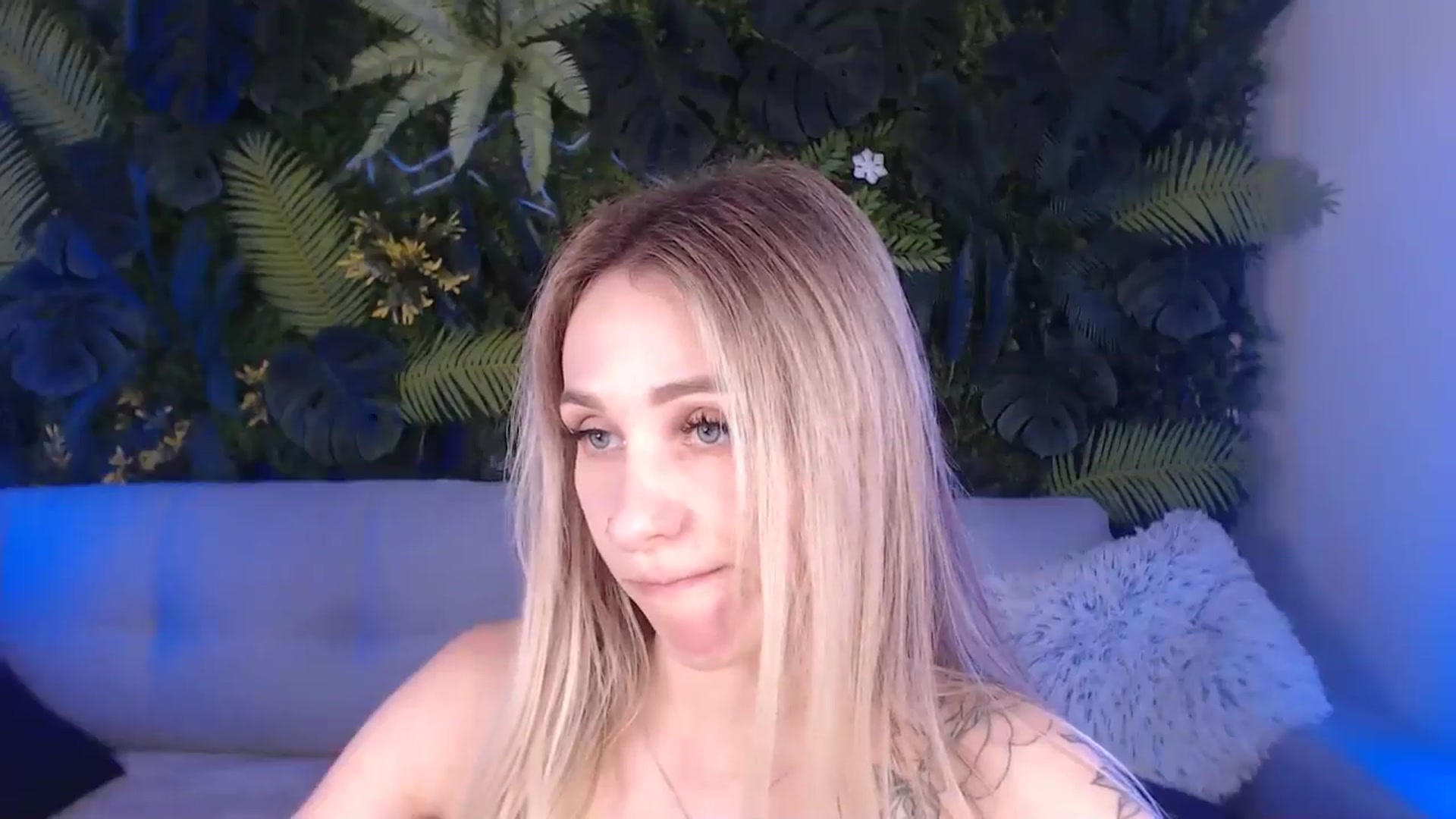 Gallery image thumbnail from Horny_Blond's myfreecams stream on, 07/12/2024, 12:07 image 19 of 20