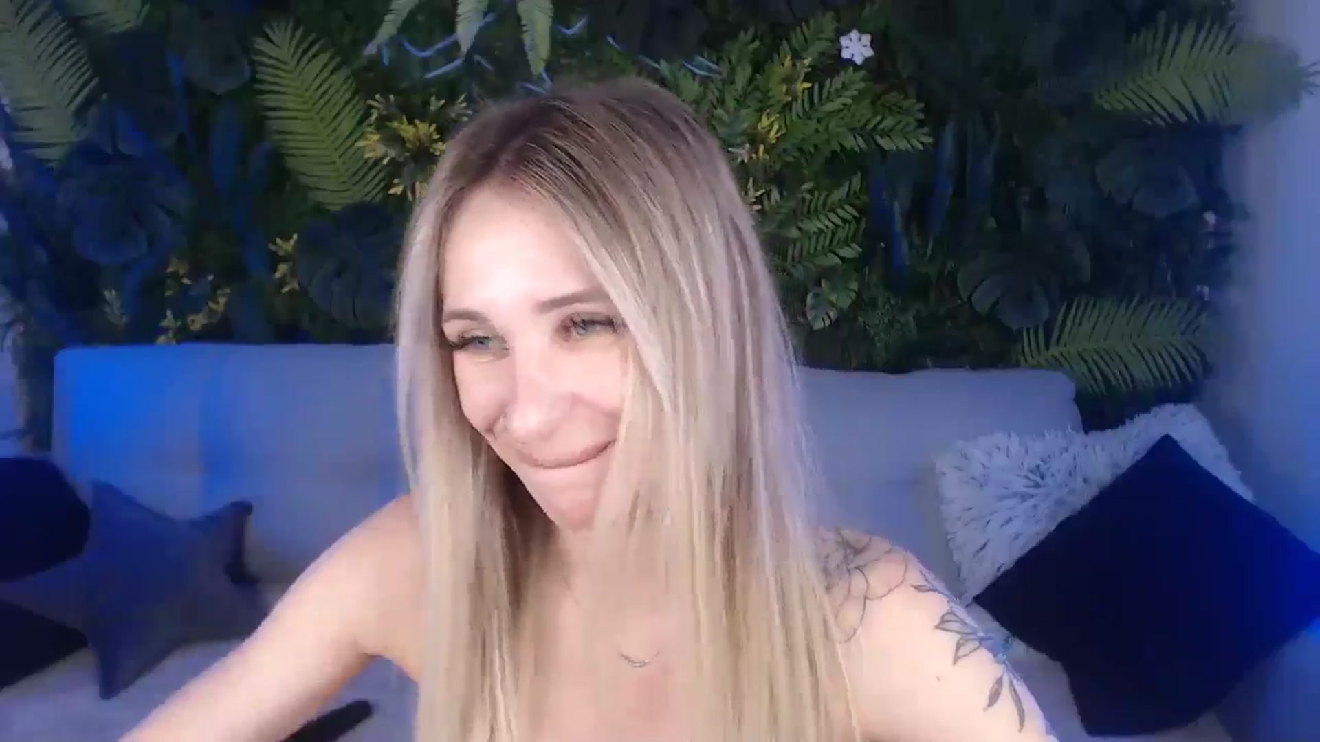 Gallery image thumbnail from Horny_Blond's myfreecams stream on, 07/13/2024, 09:30 image 18 of 20
