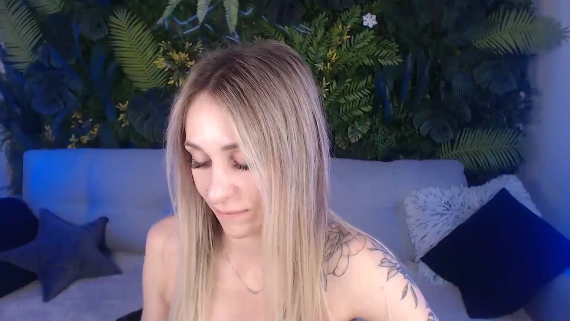 Gallery image thumbnail from Horny_Blond's myfreecams stream on, 07/13/2024, 09:30 image 15 of 20