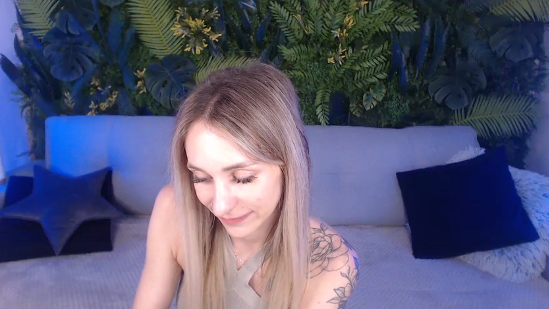 Gallery image thumbnail from Horny_Blond's myfreecams stream on, 07/14/2024, 12:25 image 16 of 20