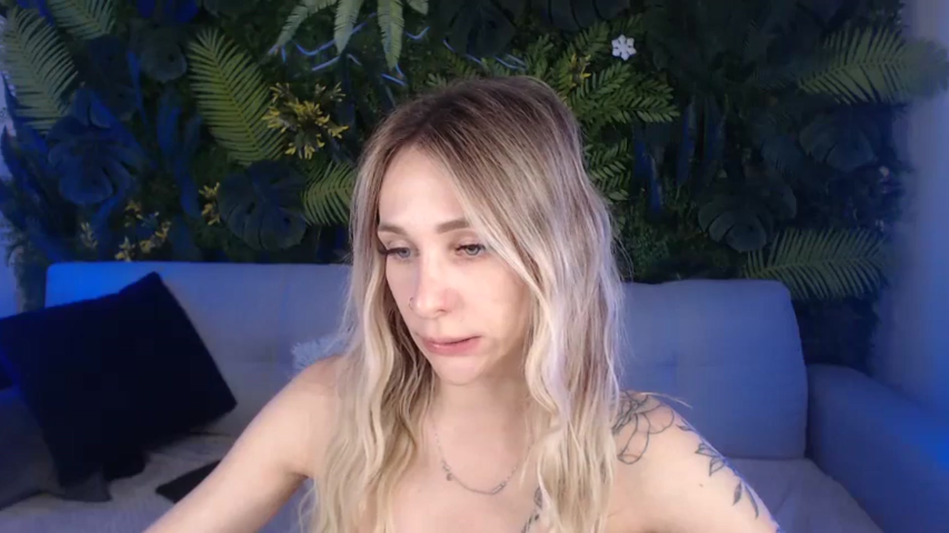 Gallery image thumbnail from Horny_Blond's myfreecams stream on, 07/15/2024, 11:38 image 3 of 20