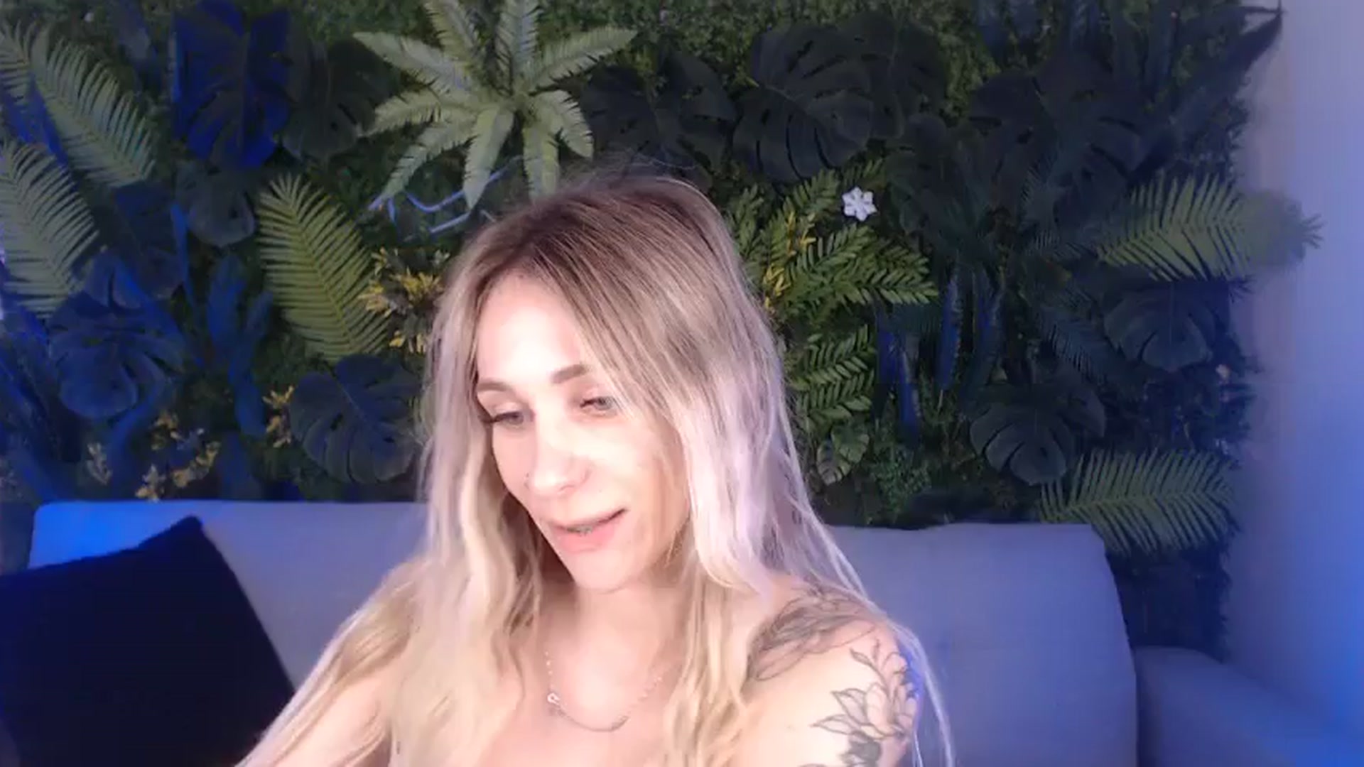 Gallery image thumbnail from Horny_Blond's myfreecams stream on, 07/15/2024, 11:38 image 1 of 20