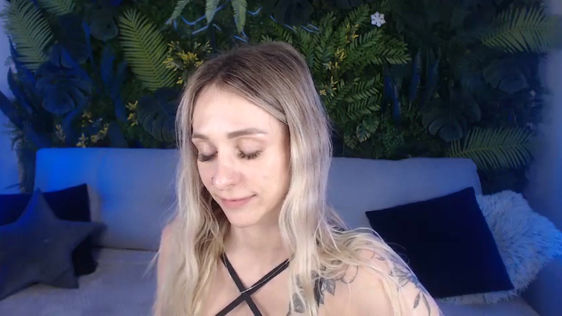 Gallery image thumbnail from Horny_Blond's myfreecams stream on, 07/15/2024, 11:38 image 12 of 20