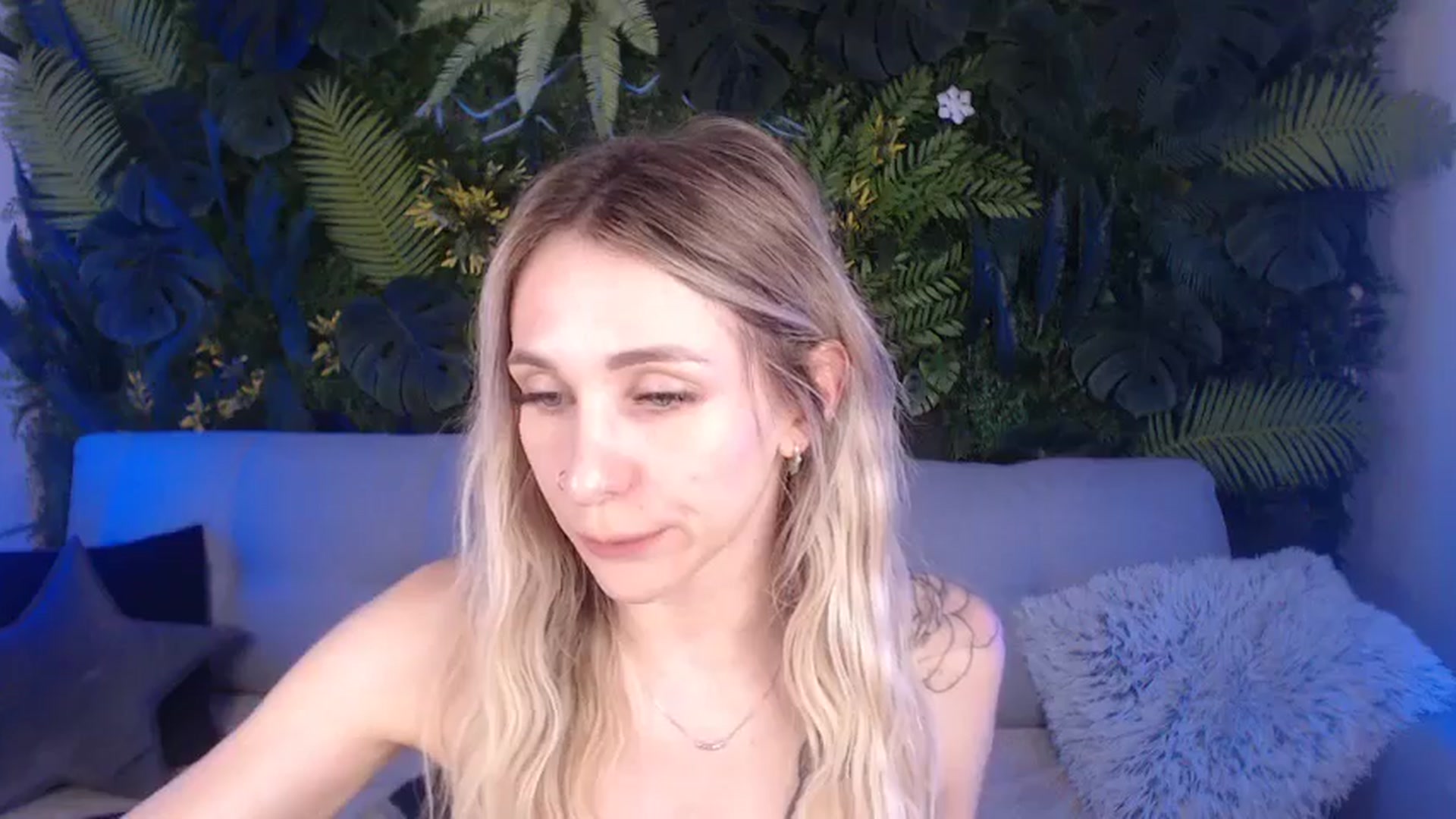 Gallery image thumbnail from Horny_Blond's myfreecams stream on, 07/15/2024, 12:37 image 6 of 20