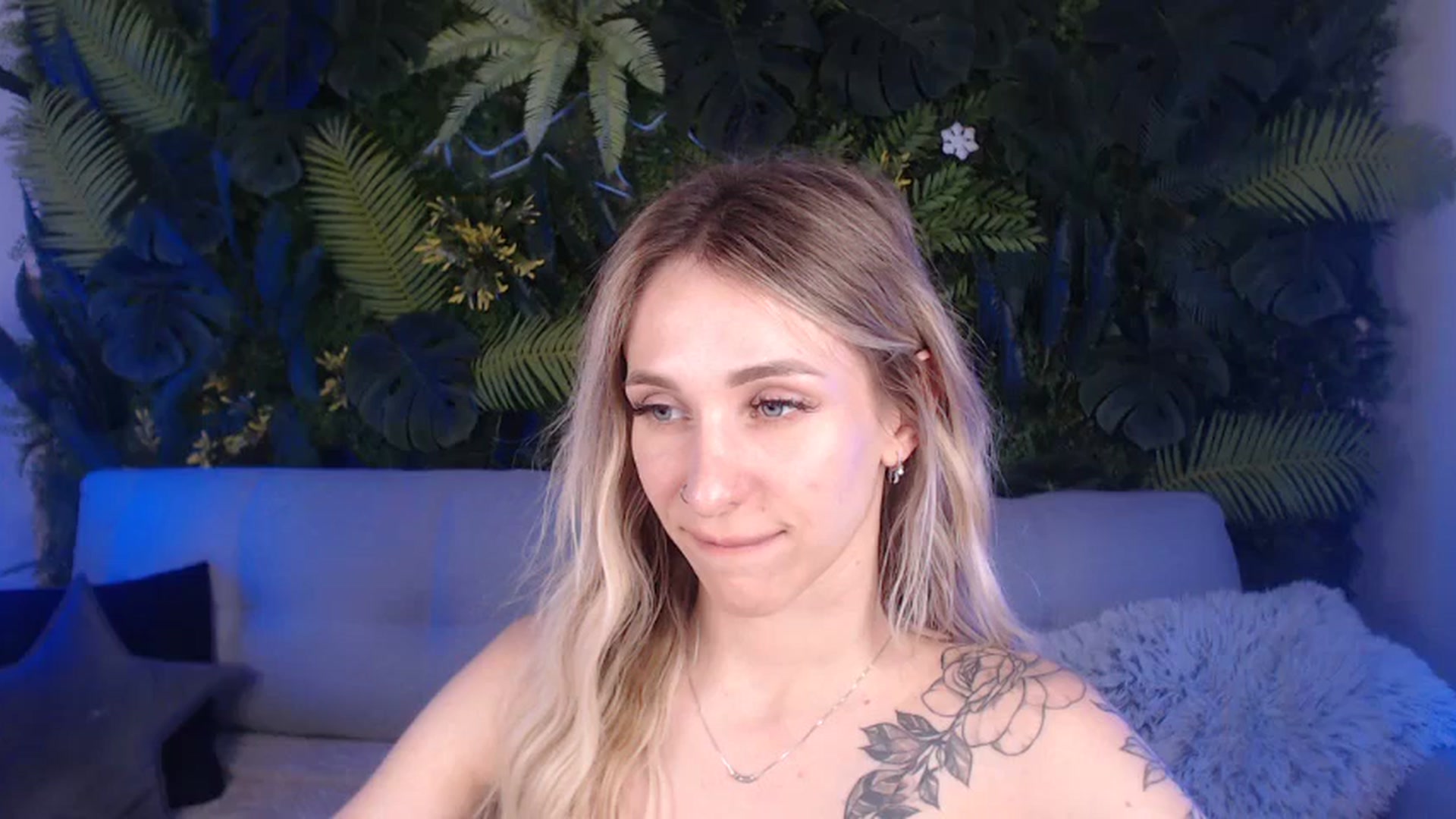 Gallery image thumbnail from Horny_Blond's myfreecams stream on, 07/15/2024, 13:27 image 3 of 20