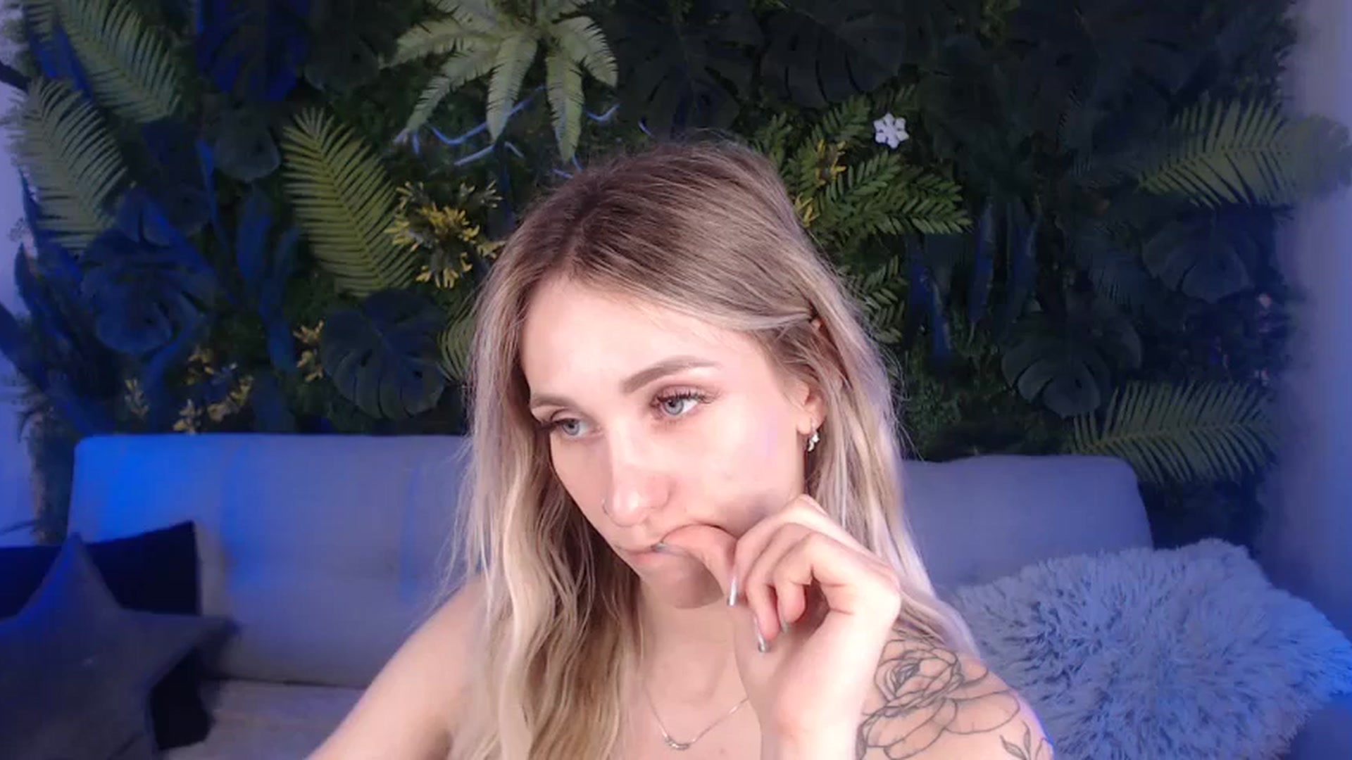Gallery image thumbnail from Horny_Blond's myfreecams stream on, 07/15/2024, 13:27 image 6 of 20