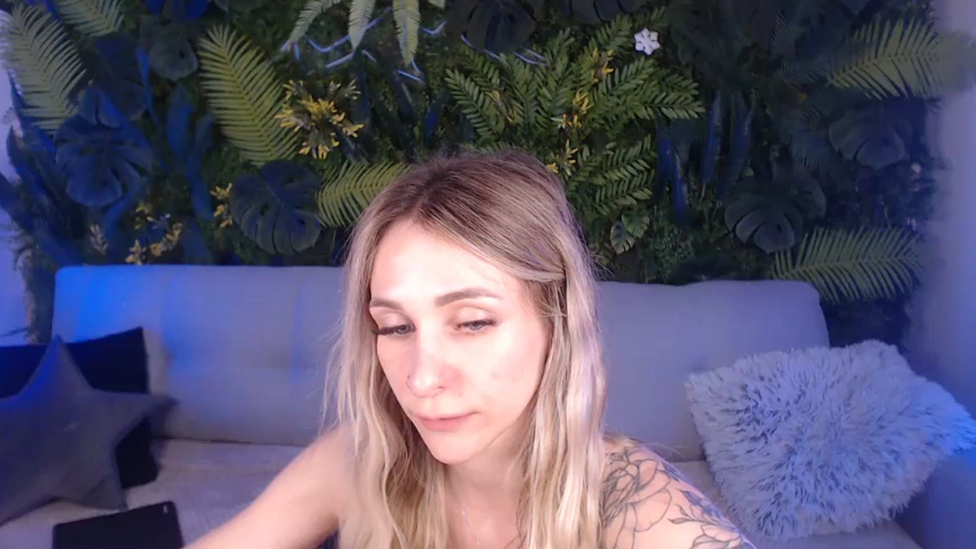 Gallery image thumbnail from Horny_Blond's myfreecams stream on, 07/15/2024, 13:27 image 15 of 20