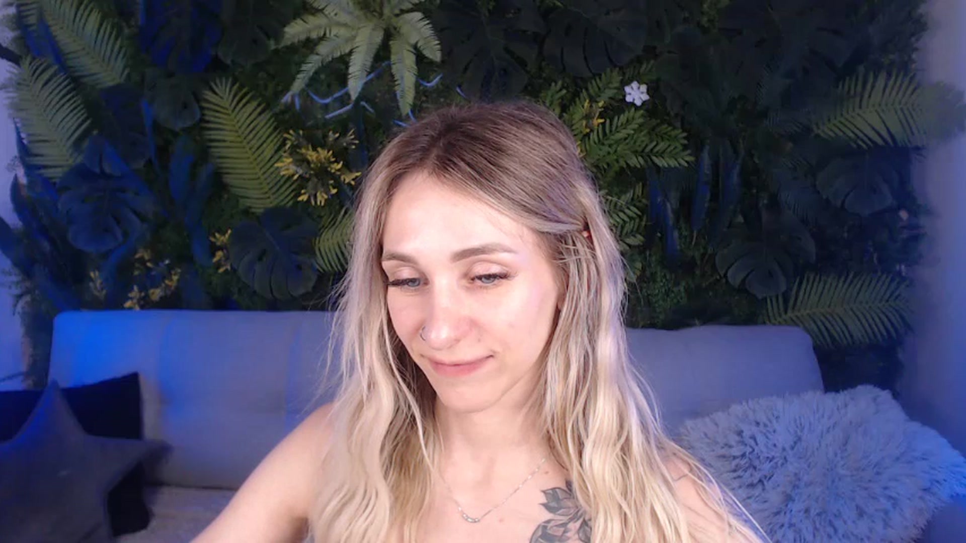 Gallery image thumbnail from Horny_Blond's myfreecams stream on, 07/15/2024, 13:27 image 12 of 20