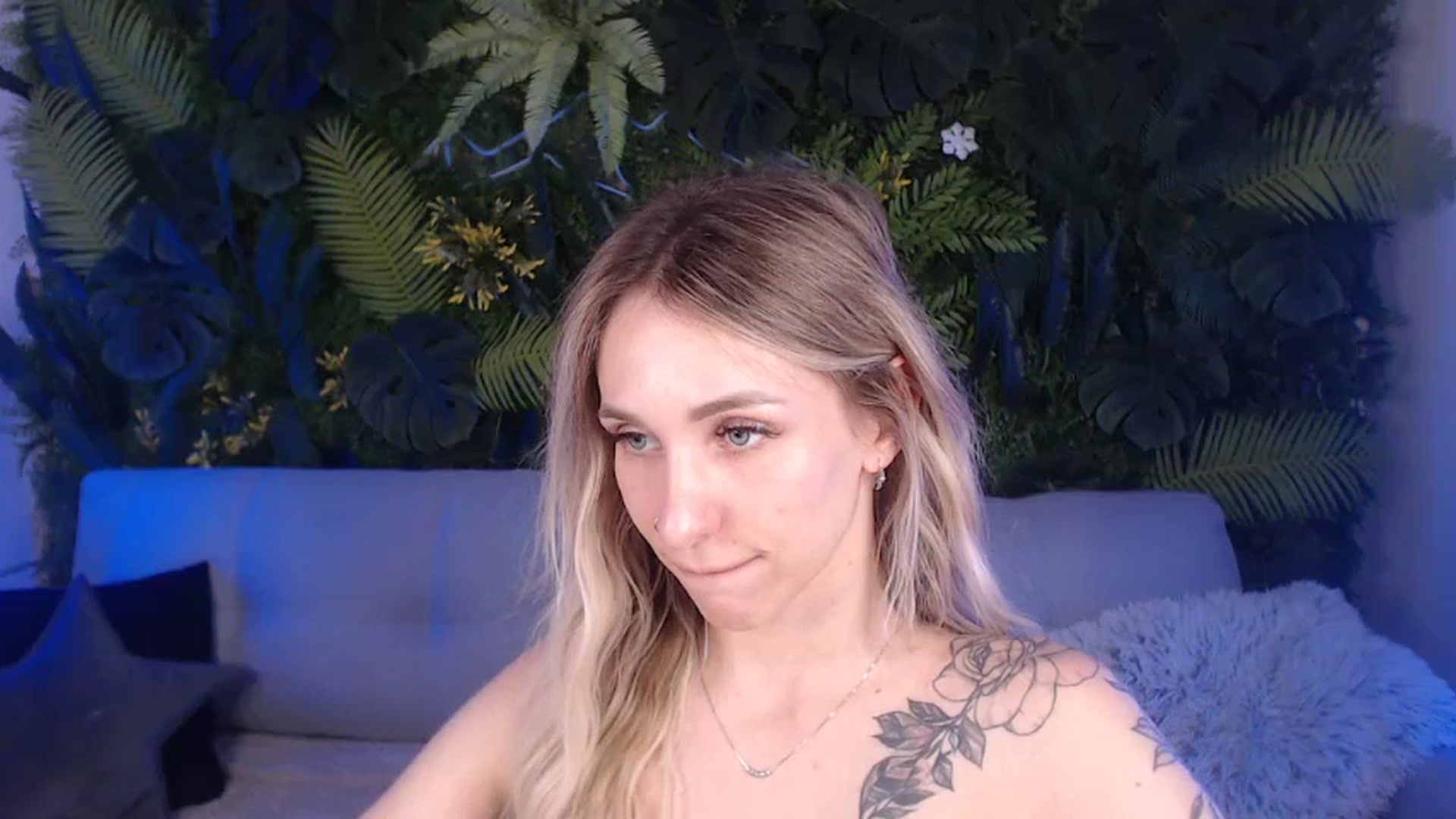Gallery image thumbnail from Horny_Blond's myfreecams stream on, 07/15/2024, 13:27 image 2 of 20