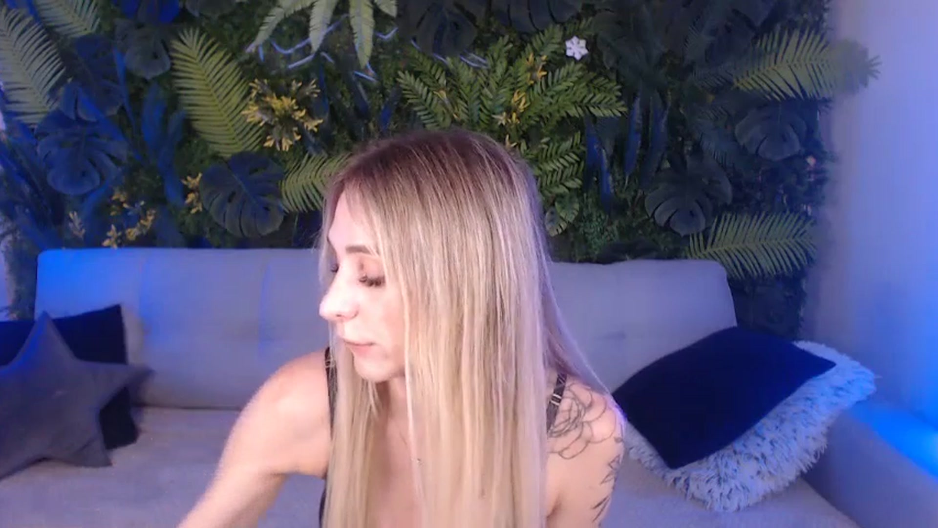 Gallery image thumbnail from Horny_Blond's myfreecams stream on, 07/16/2024, 08:32 image 4 of 20
