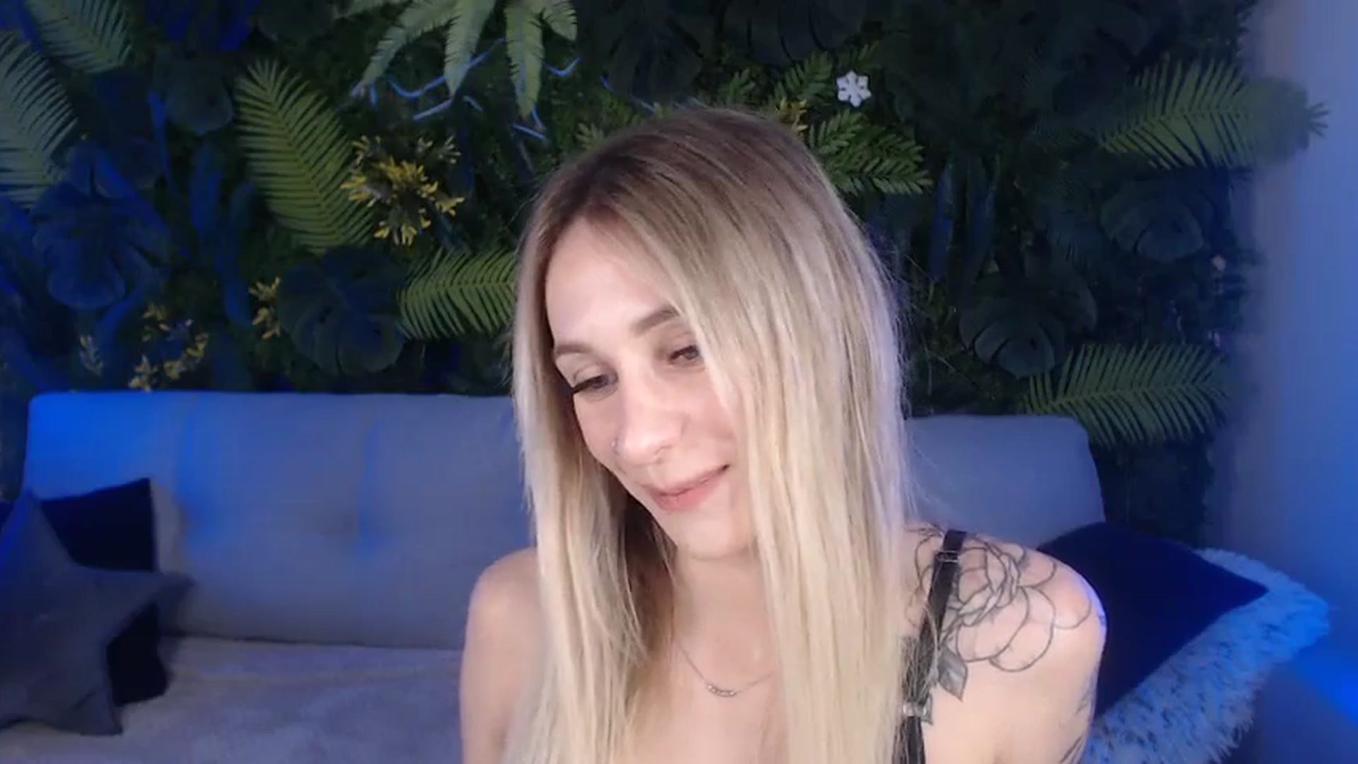 Gallery image thumbnail from Horny_Blond's myfreecams stream on, 07/16/2024, 08:32 image 12 of 20