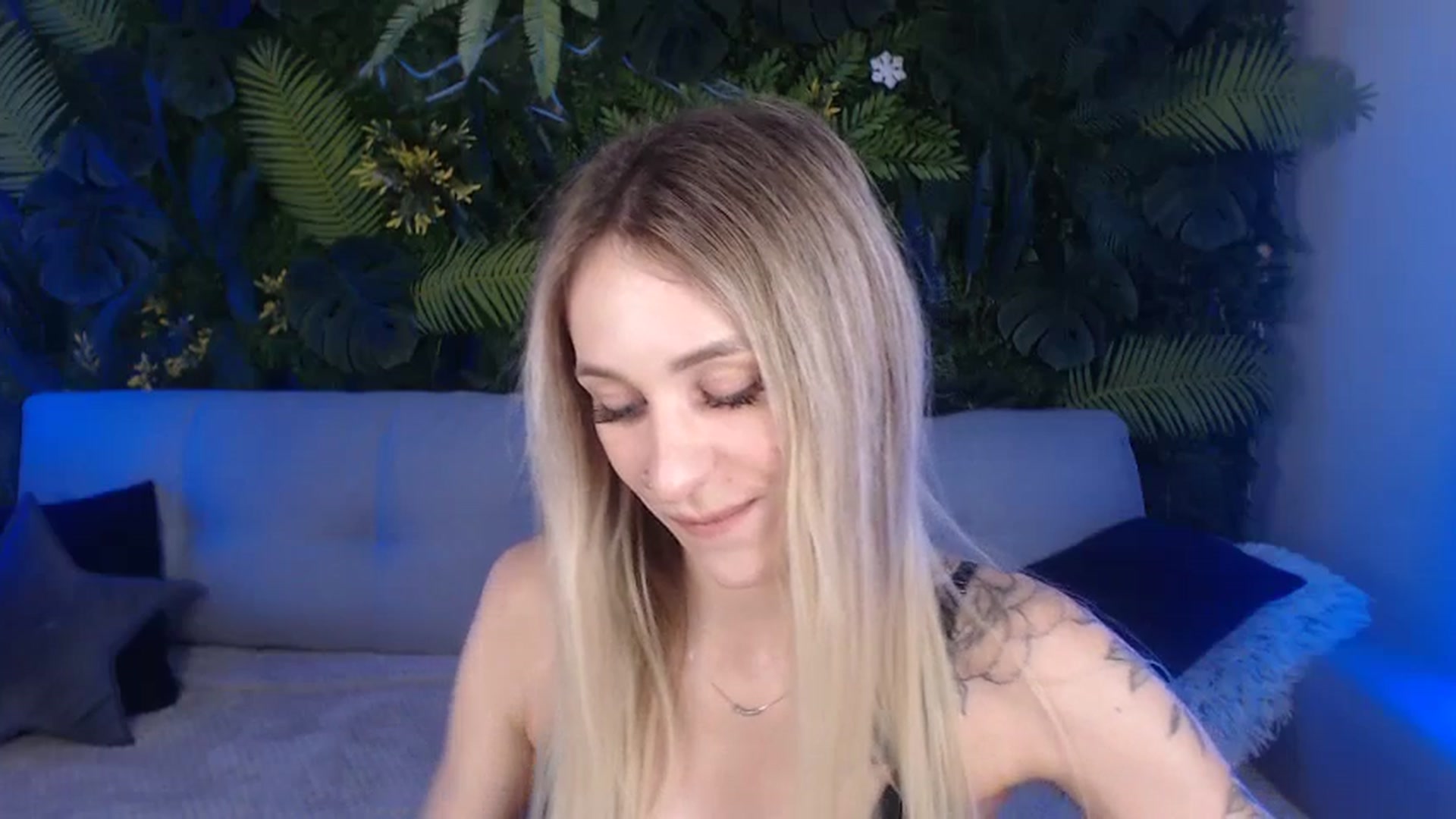 Gallery image thumbnail from Horny_Blond's myfreecams stream on, 07/16/2024, 08:32 image 2 of 20