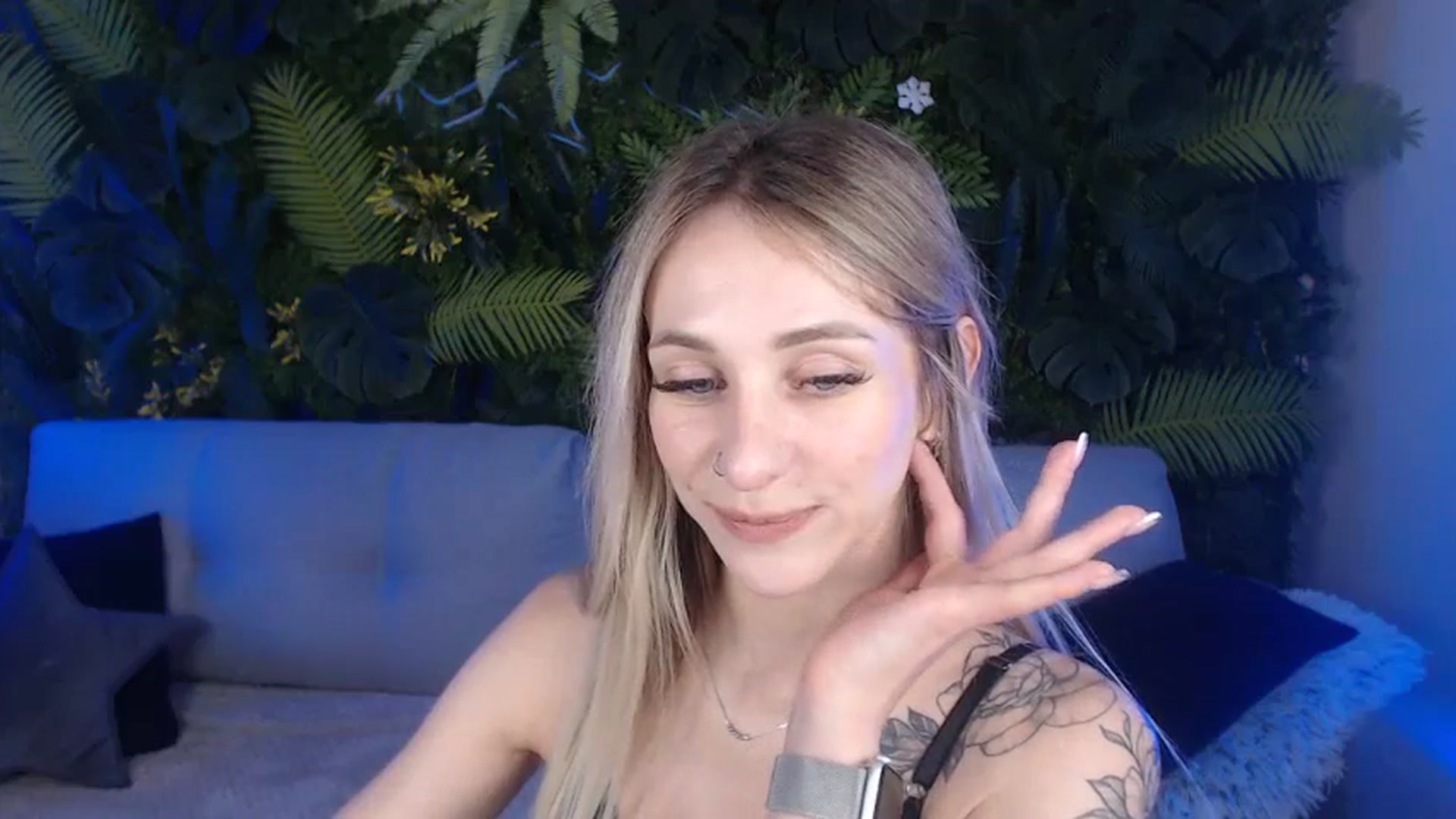 Gallery image thumbnail from Horny_Blond's myfreecams stream on, 07/16/2024, 08:32 image 6 of 20