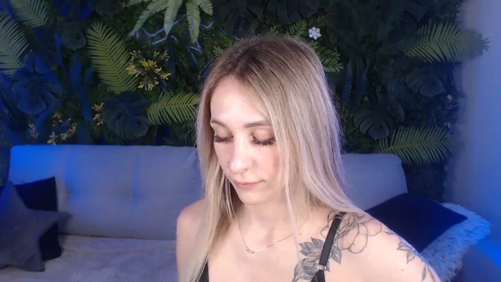 Gallery image thumbnail from Horny_Blond's myfreecams stream on, 07/16/2024, 08:32 image 5 of 20