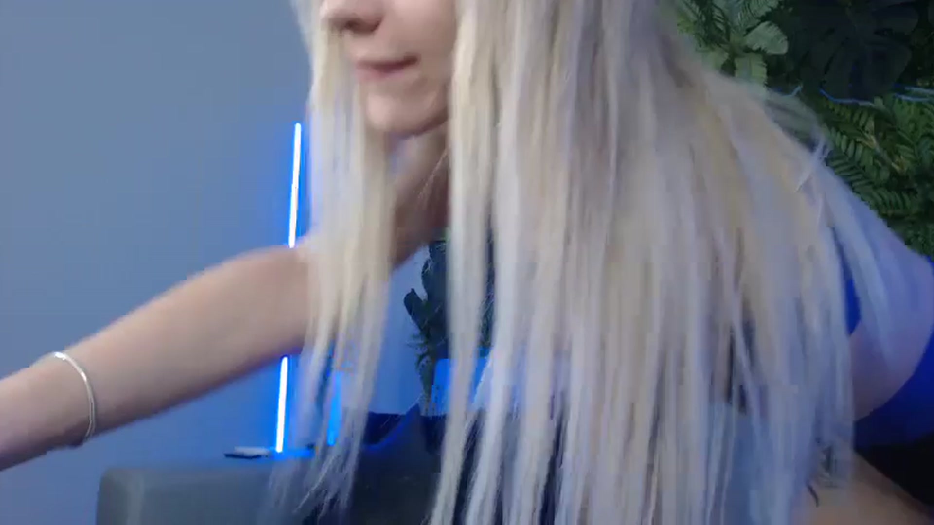 Gallery image thumbnail from Horny_Blond's myfreecams stream on, 07/16/2024, 10:58 image 9 of 20