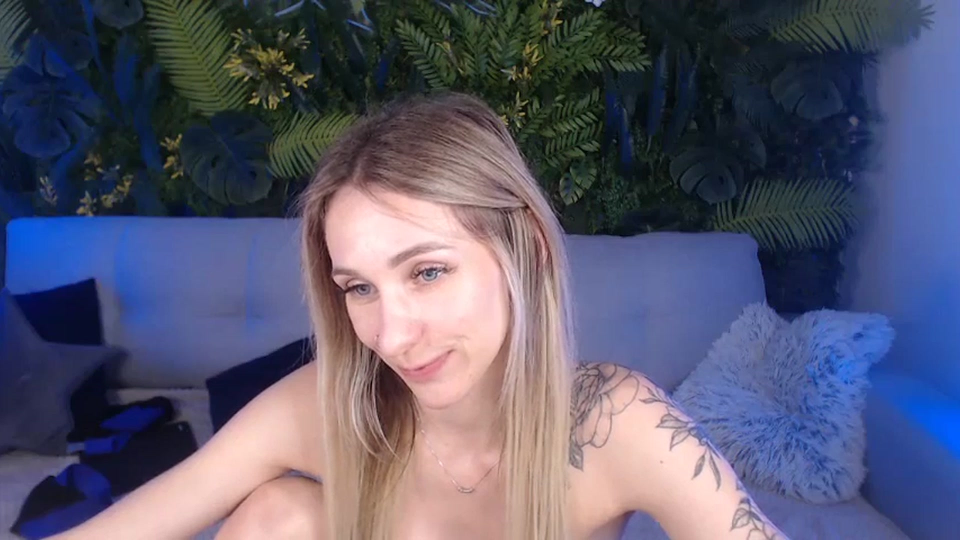 Gallery image thumbnail from Horny_Blond's myfreecams stream on, 07/16/2024, 12:30 image 16 of 20