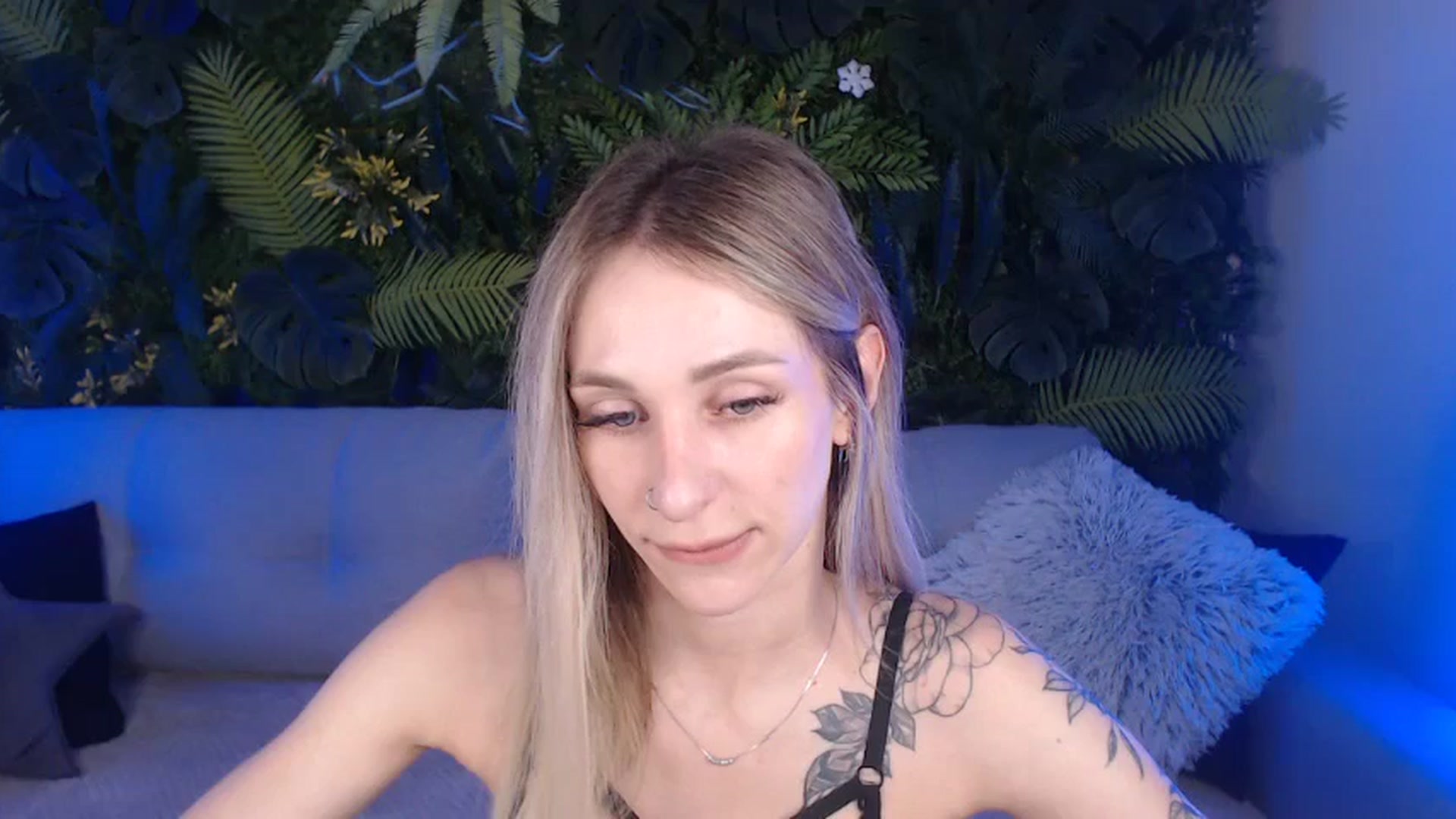 Gallery image thumbnail from Horny_Blond's myfreecams stream on, 07/17/2024, 08:18 image 3 of 20