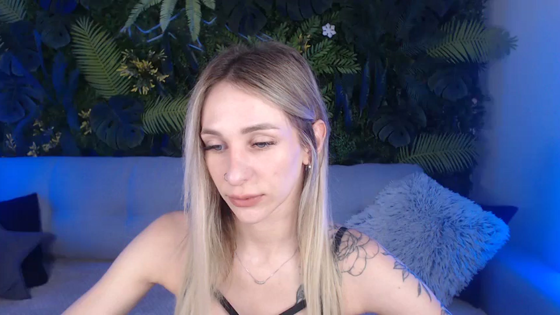 Gallery image thumbnail from Horny_Blond's myfreecams stream on, 07/17/2024, 08:18 image 1 of 20