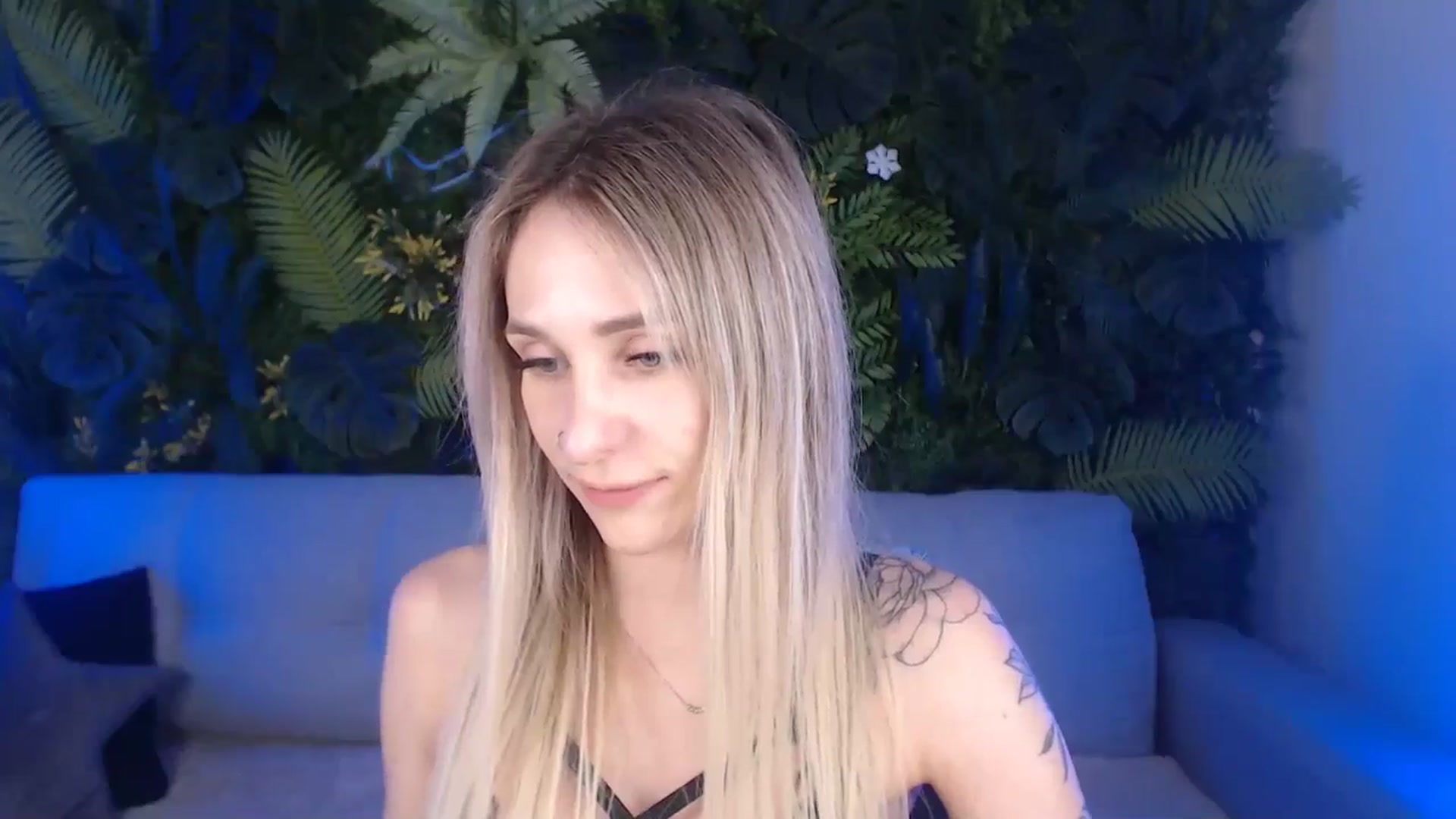 Gallery image thumbnail from Horny_Blond's myfreecams stream on, 07/17/2024, 10:18 image 8 of 20