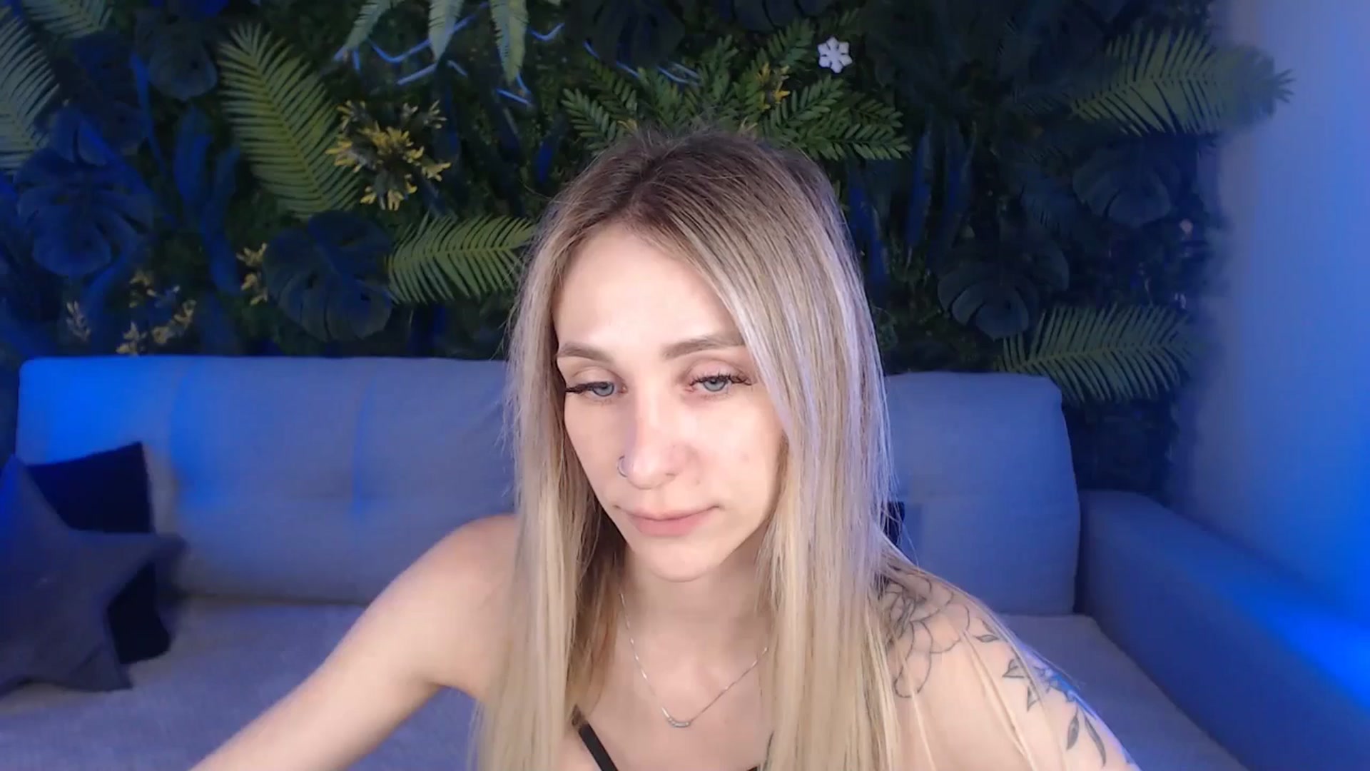 Gallery image thumbnail from Horny_Blond's myfreecams stream on, 07/17/2024, 10:18 image 2 of 20