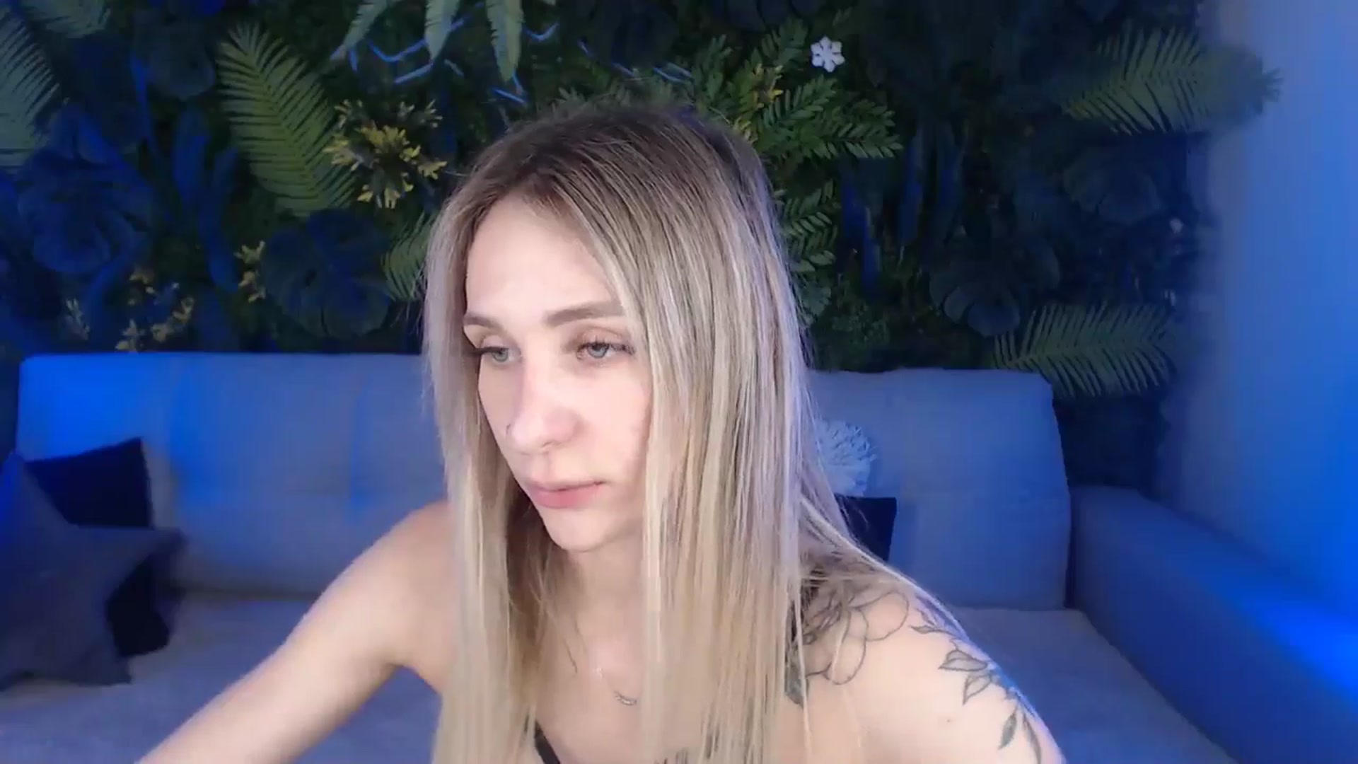 Gallery image thumbnail from Horny_Blond's myfreecams stream on, 07/17/2024, 10:18 image 4 of 20