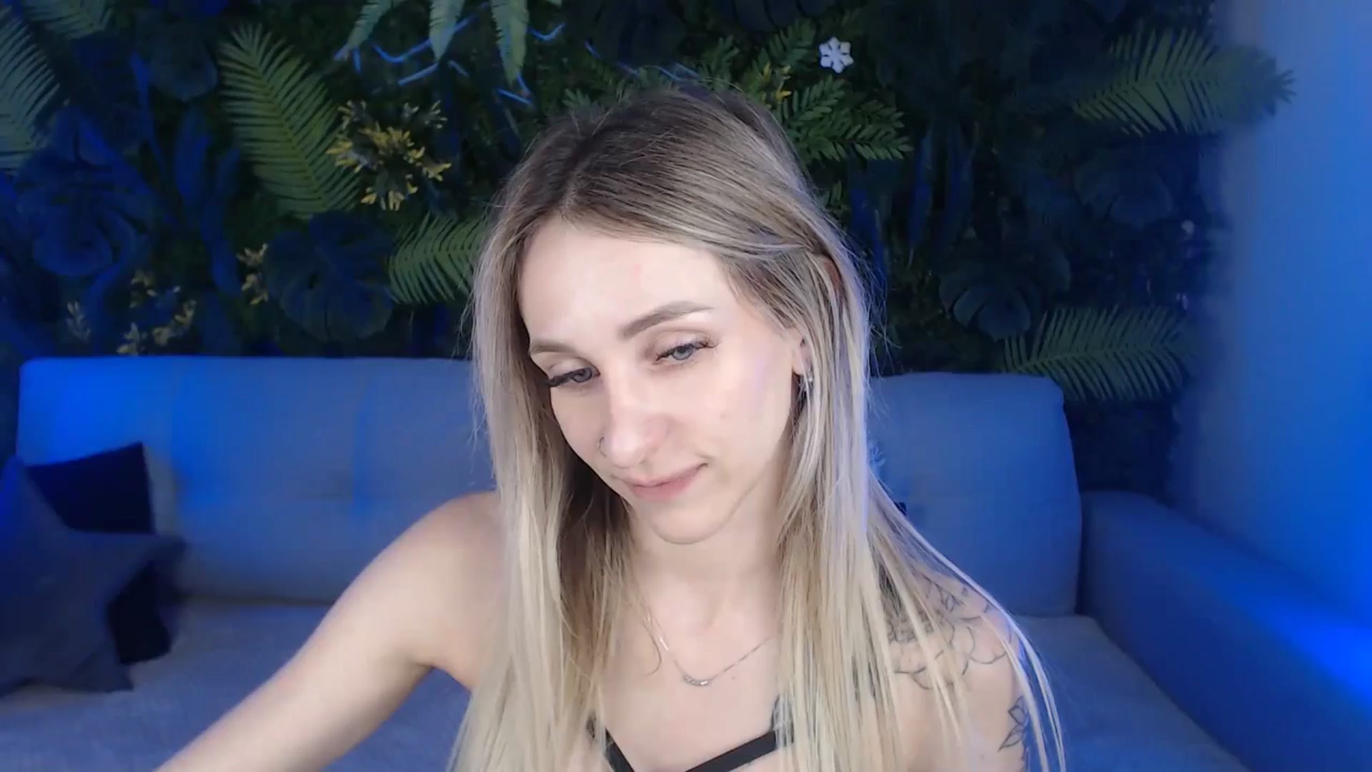 Gallery image thumbnail from Horny_Blond's myfreecams stream on, 07/17/2024, 10:18 image 5 of 20