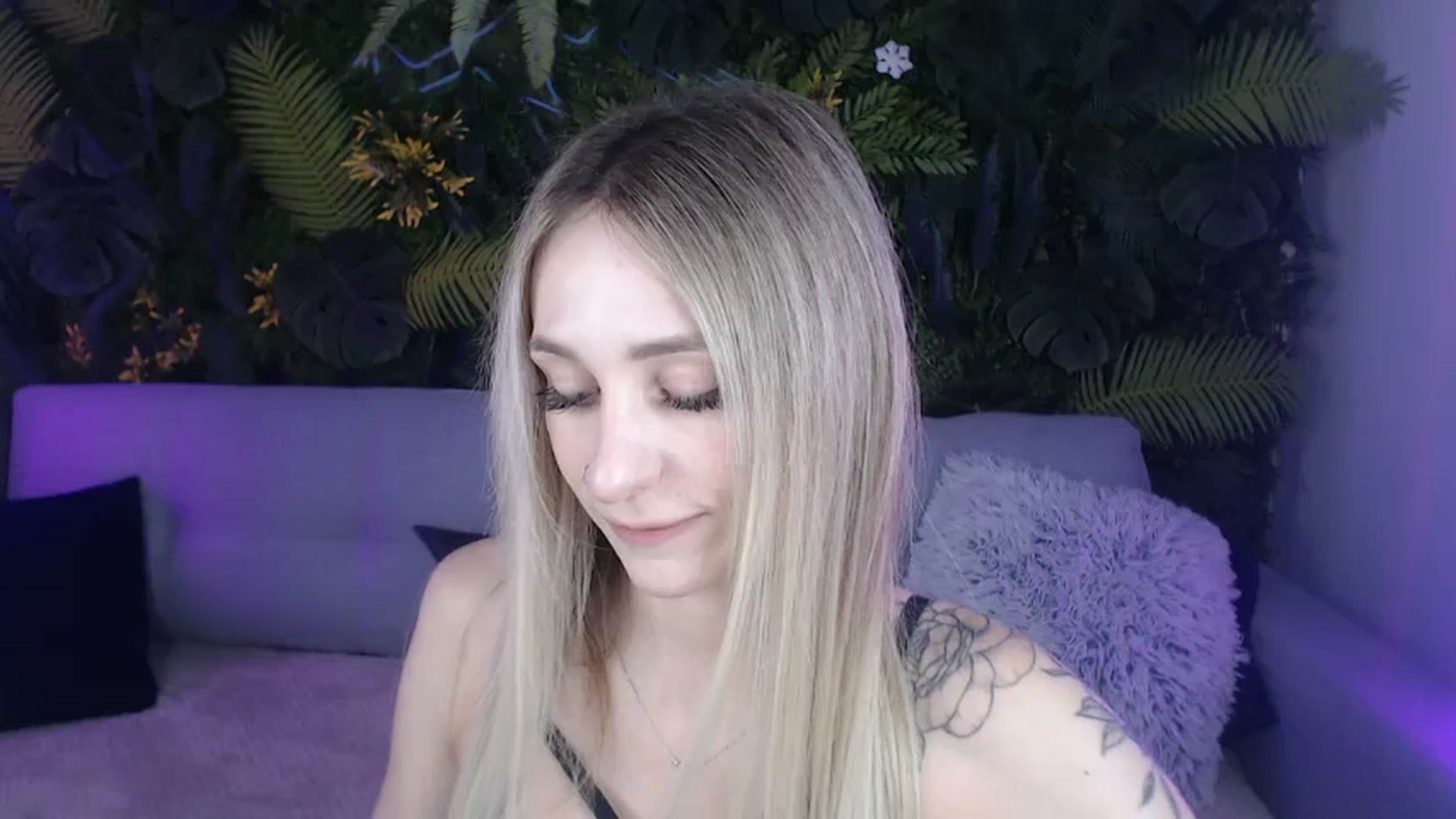 Gallery image thumbnail from Horny_Blond's myfreecams stream on, 07/20/2024, 08:24 image 8 of 20