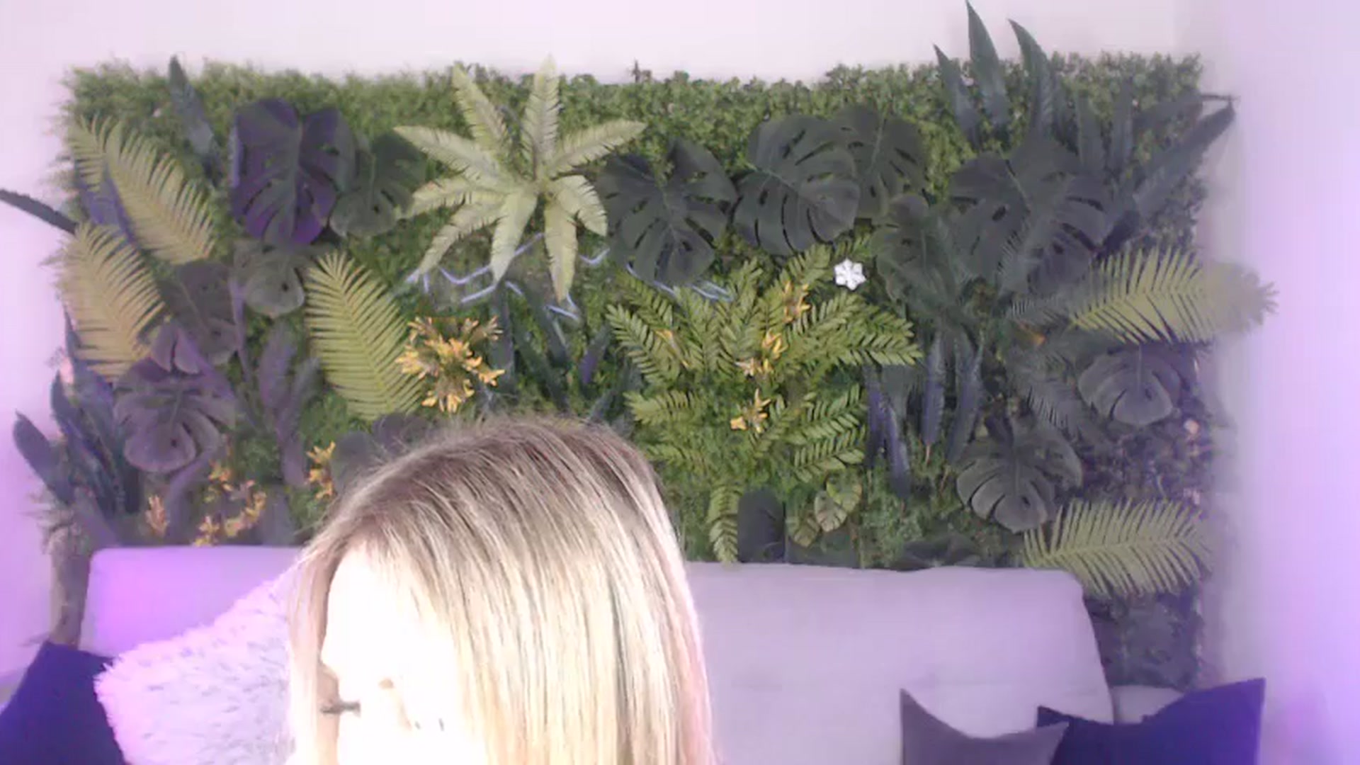 Gallery image thumbnail from Horny_Blond's myfreecams stream on, 07/20/2024, 12:54 image 19 of 20