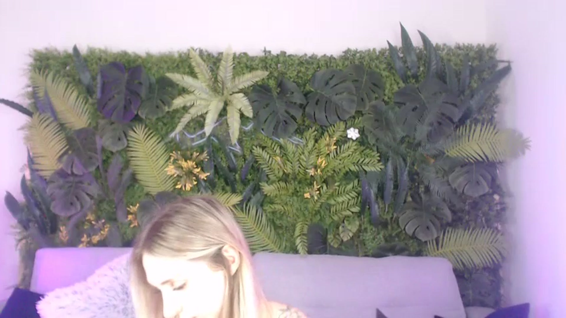 Gallery image thumbnail from Horny_Blond's myfreecams stream on, 07/20/2024, 12:54 image 17 of 20