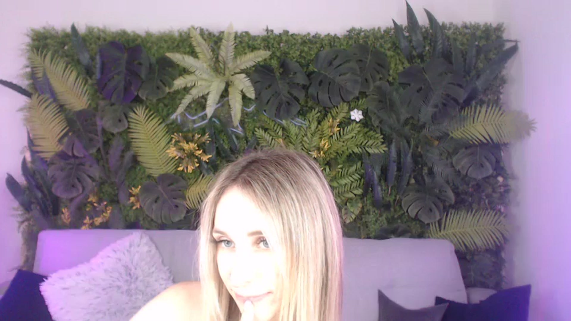 Gallery image thumbnail from Horny_Blond's myfreecams stream on, 07/20/2024, 12:54 image 20 of 20
