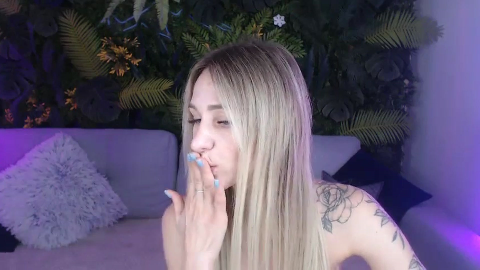 Gallery image thumbnail from Horny_Blond's myfreecams stream on, 07/22/2024, 09:25 image 7 of 20