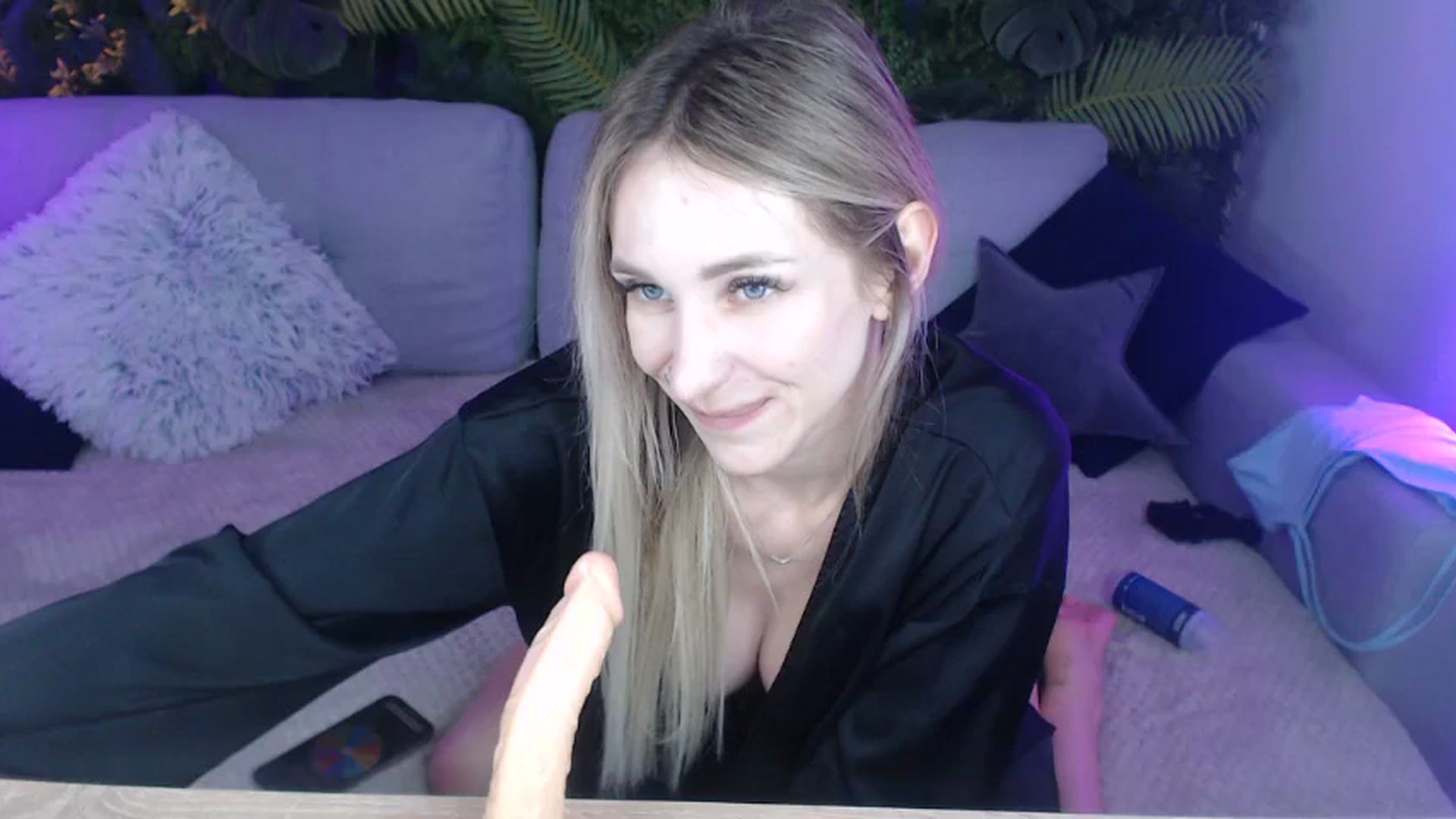 Gallery image thumbnail from Horny_Blond's myfreecams stream on, 07/22/2024, 10:29 image 11 of 20