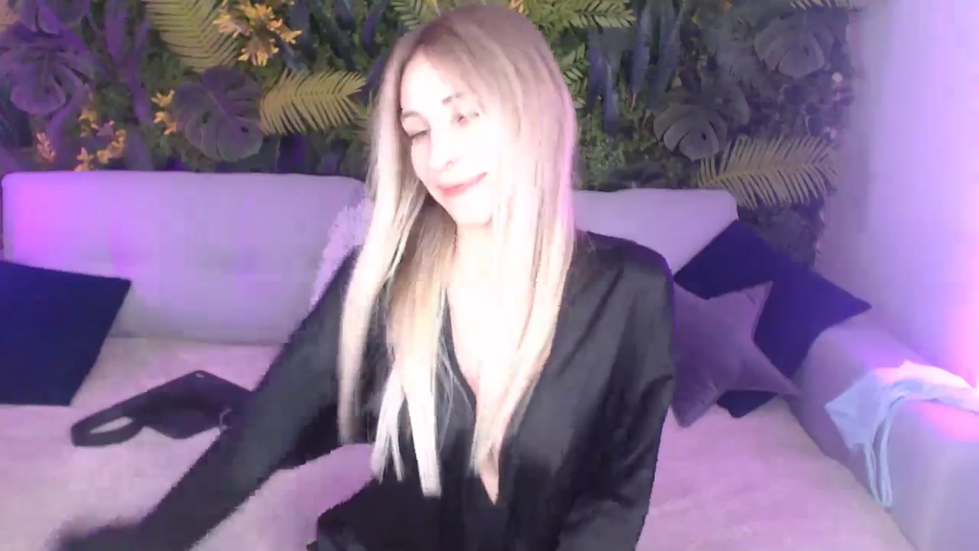 Gallery image thumbnail from Horny_Blond's myfreecams stream on, 07/22/2024, 12:07 image 15 of 20