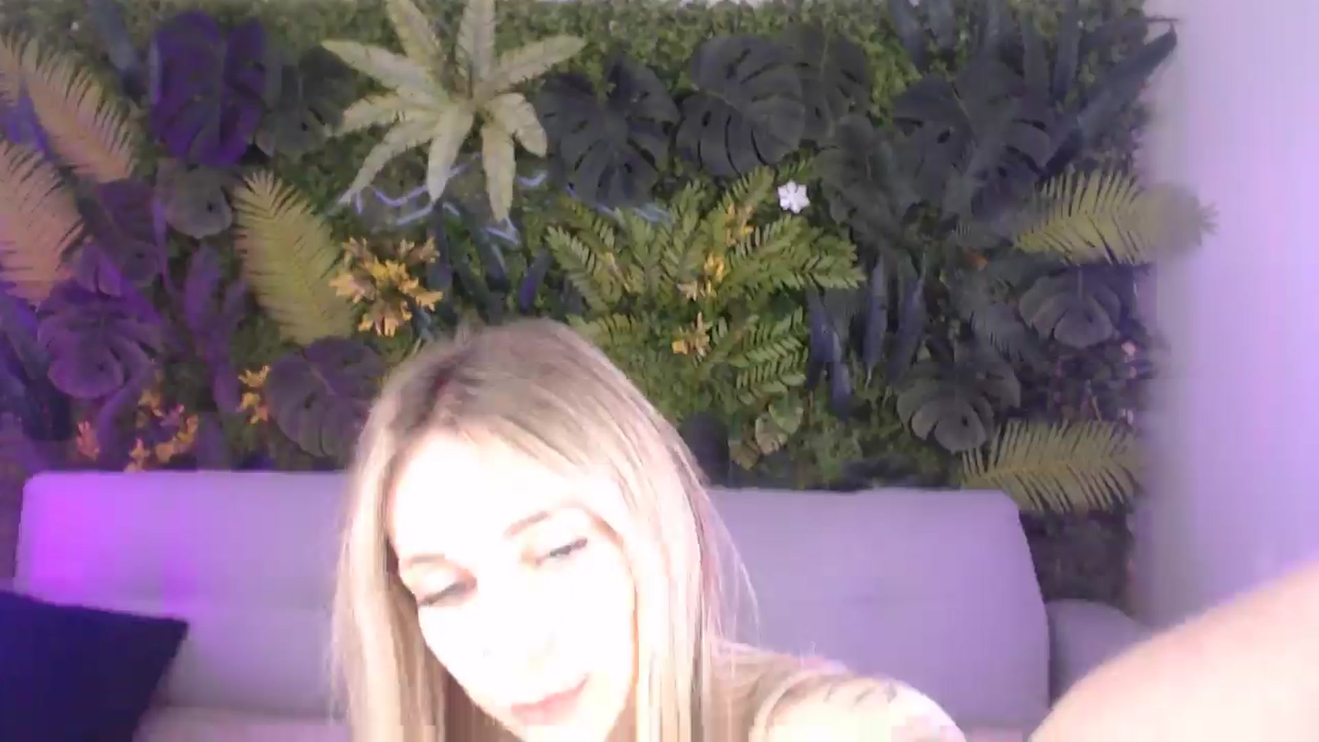 Gallery image thumbnail from Horny_Blond's myfreecams stream on, 07/22/2024, 13:34 image 16 of 20