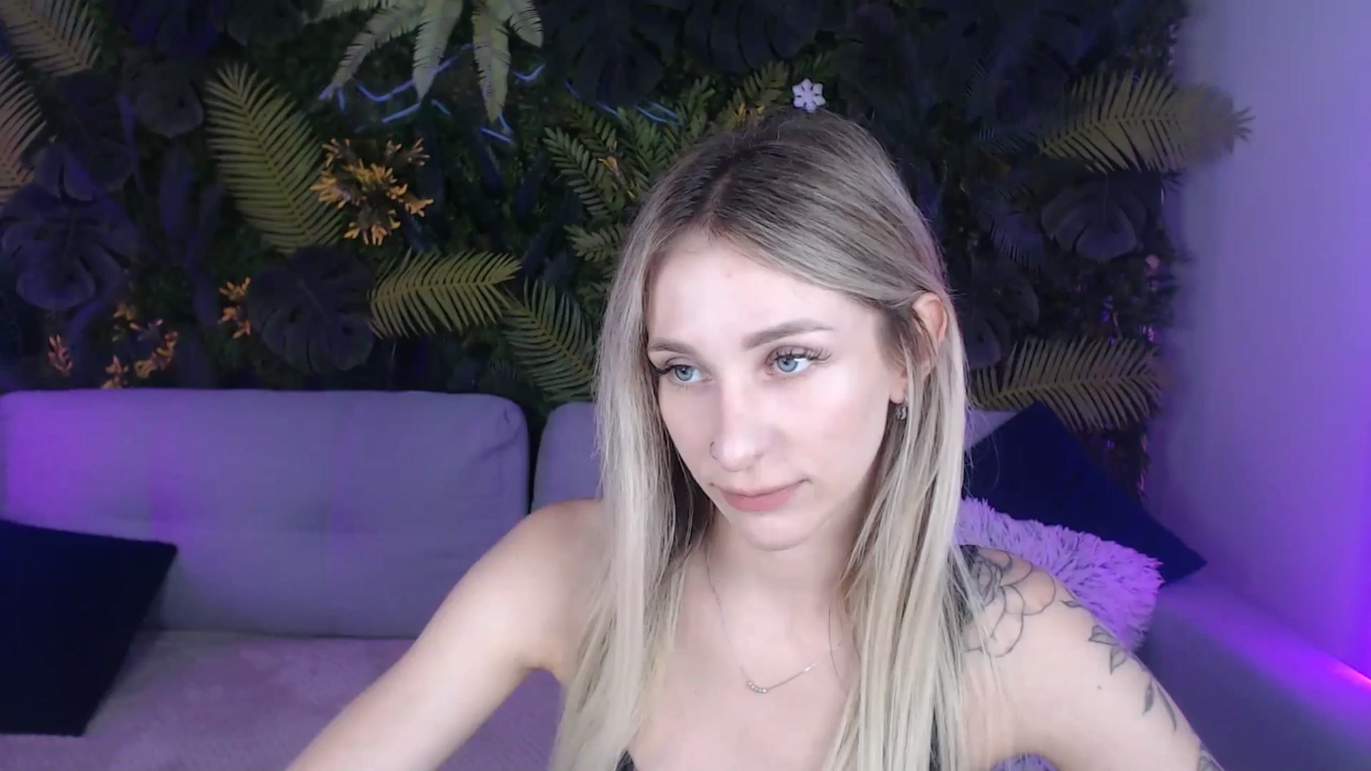 Gallery image thumbnail from Horny_Blond's myfreecams stream on, 07/23/2024, 08:21 image 11 of 20