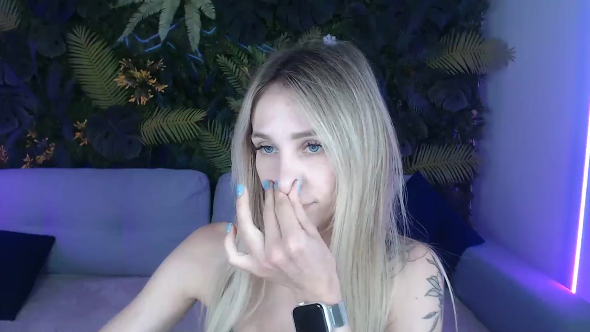 Gallery image thumbnail from Horny_Blond's myfreecams stream on, 07/23/2024, 09:44 image 3 of 20