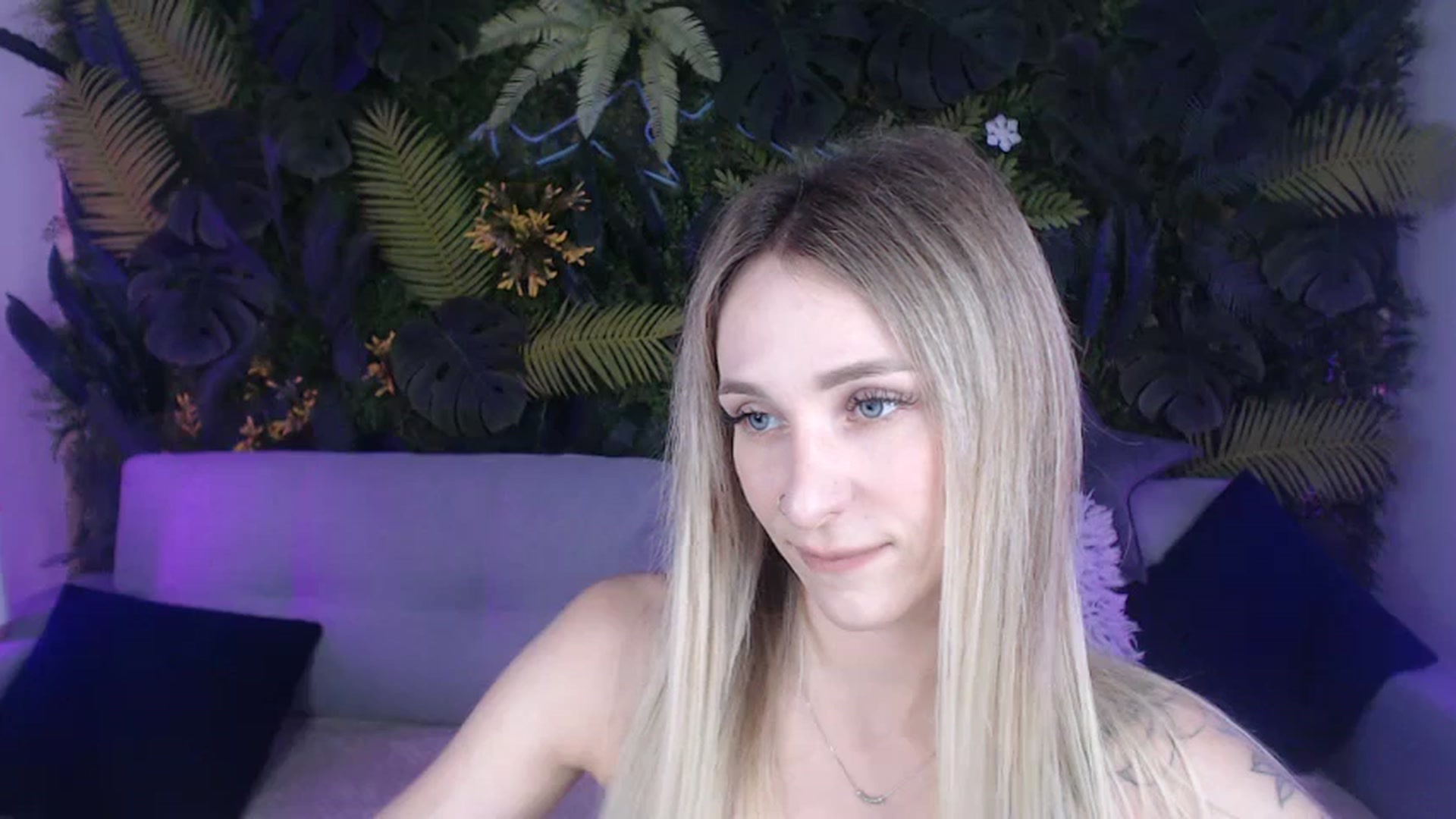 Gallery image thumbnail from Horny_Blond's myfreecams stream on, 07/24/2024, 08:32 image 15 of 20