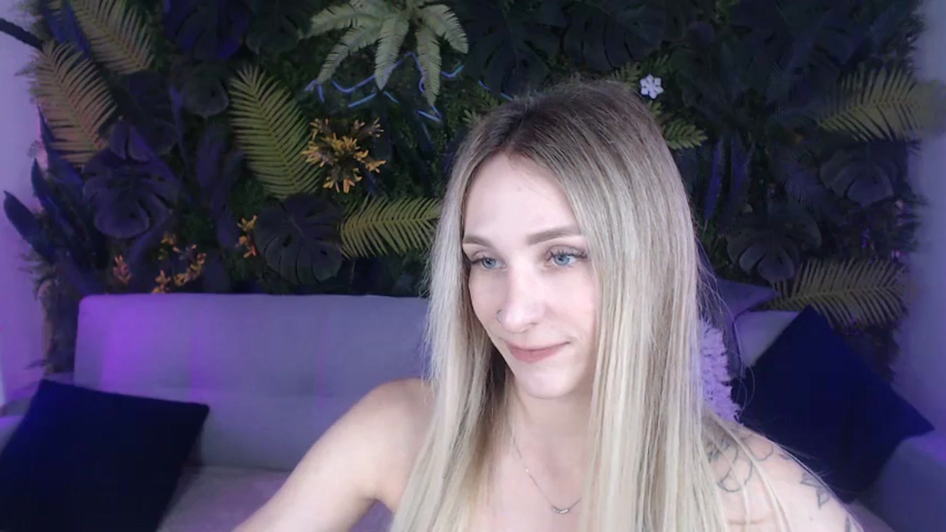 Gallery image thumbnail from Horny_Blond's myfreecams stream on, 07/24/2024, 08:32 image 11 of 20