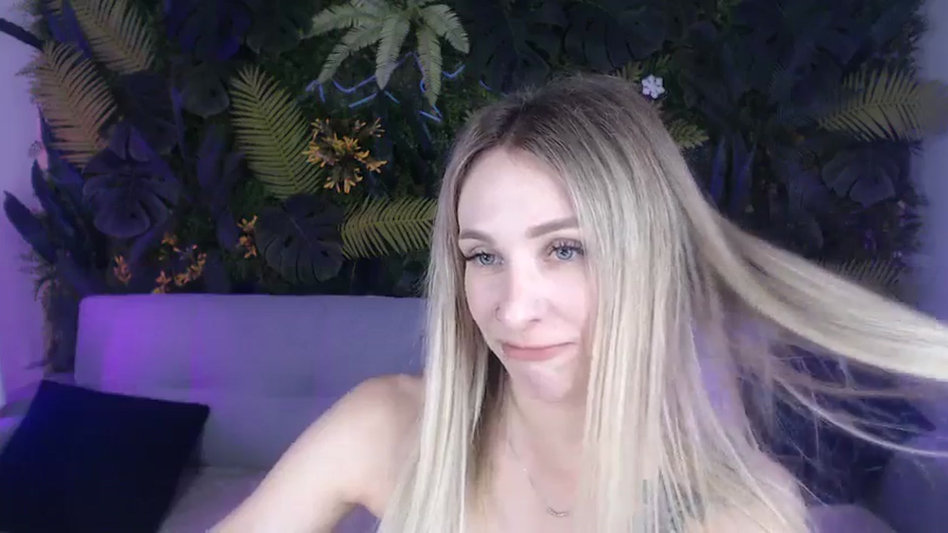 Gallery image thumbnail from Horny_Blond's myfreecams stream on, 07/24/2024, 08:32 image 13 of 20