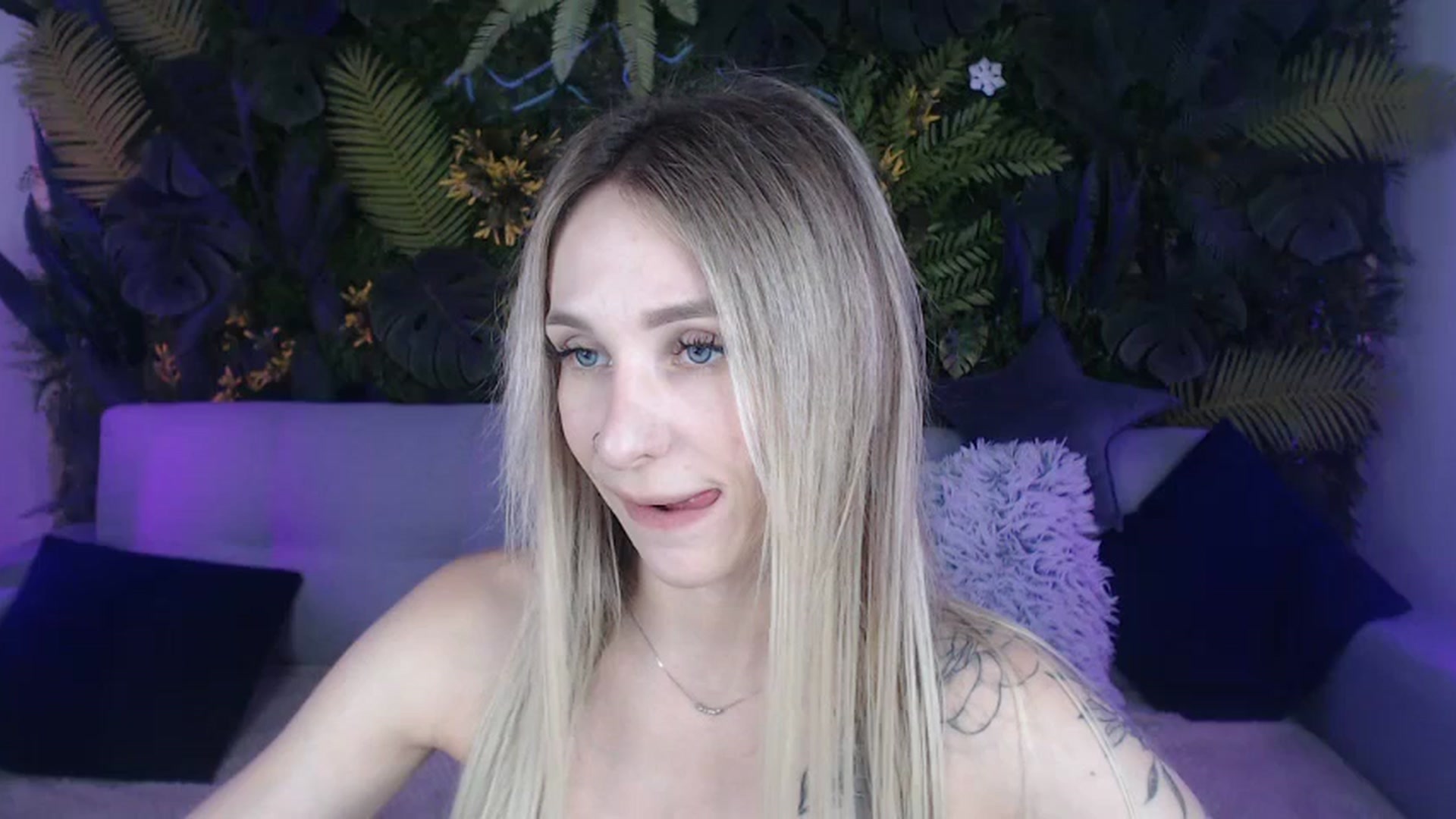 Gallery image thumbnail from Horny_Blond's myfreecams stream on, 07/24/2024, 09:11 image 9 of 20