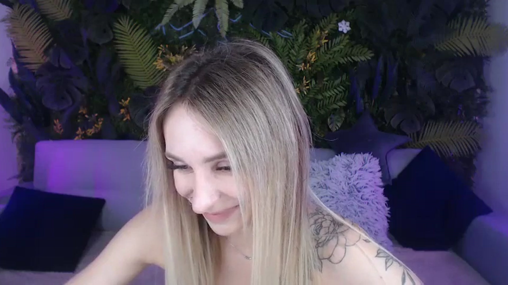 Gallery image thumbnail from Horny_Blond's myfreecams stream on, 07/24/2024, 09:11 image 15 of 20