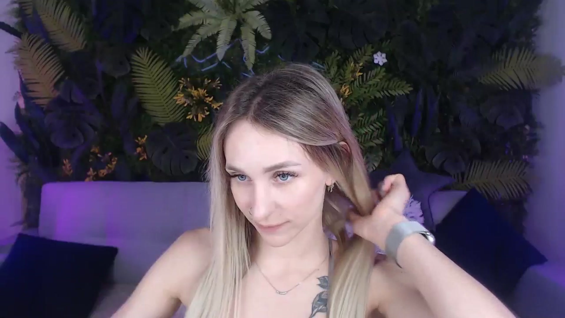 Gallery image thumbnail from Horny_Blond's myfreecams stream on, 07/24/2024, 10:13 image 20 of 20