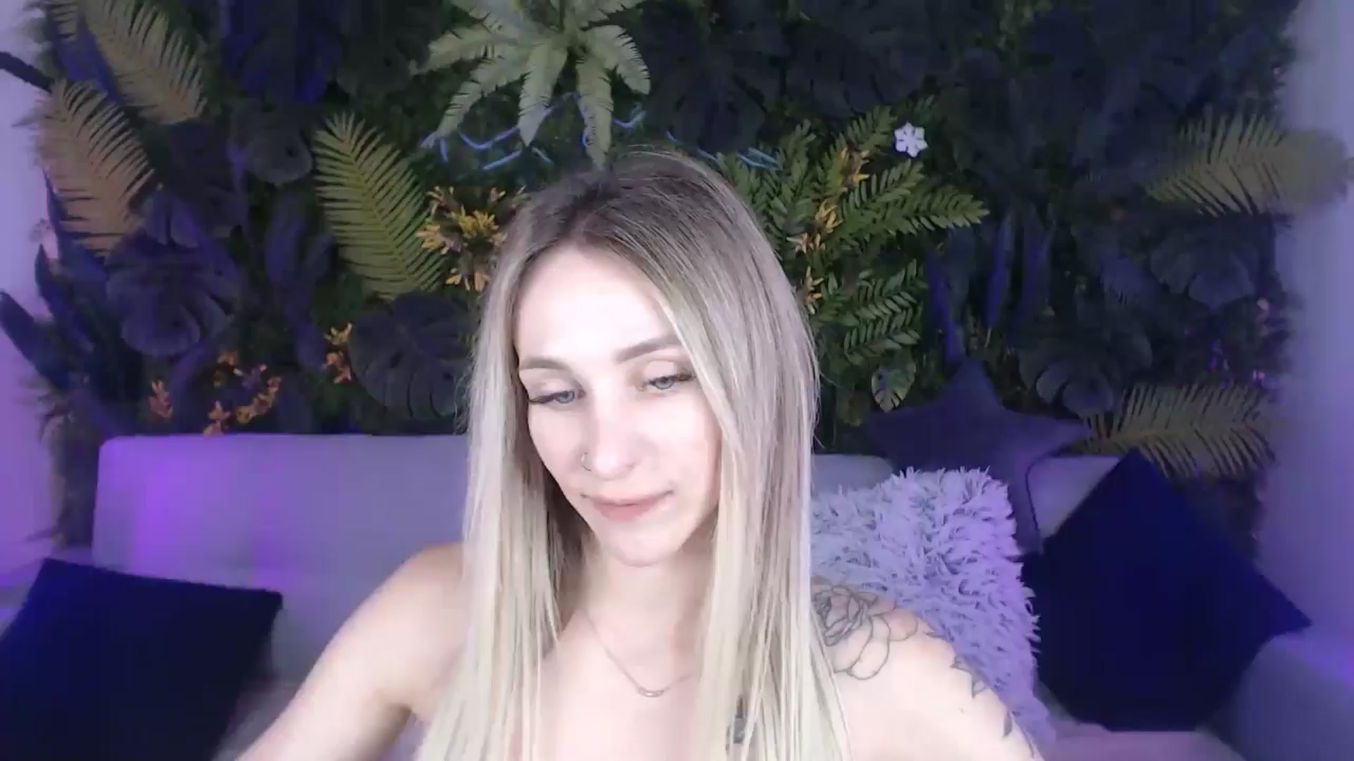 Gallery image thumbnail from Horny_Blond's myfreecams stream on, 07/24/2024, 10:13 image 17 of 20