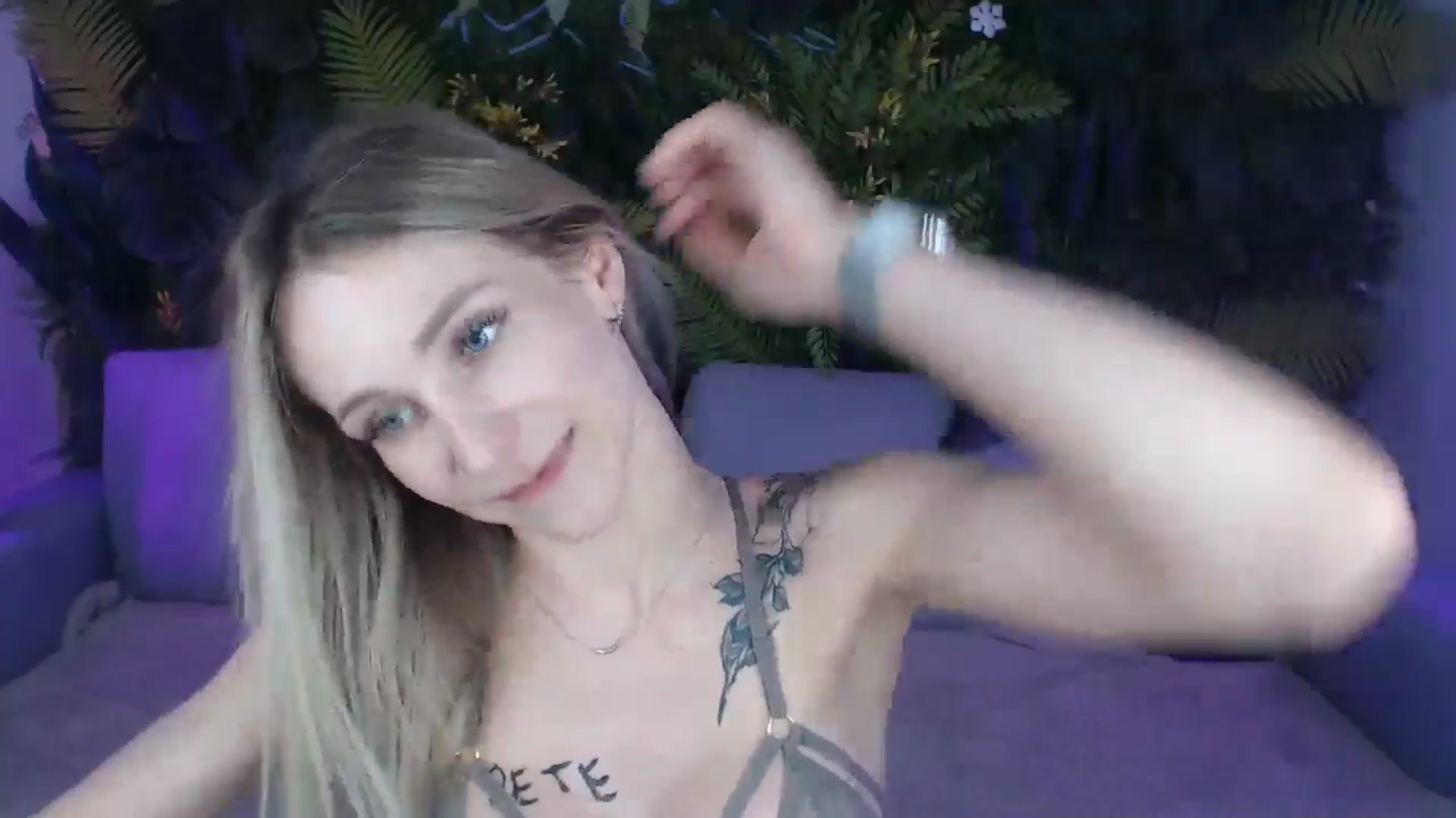Gallery image thumbnail from Horny_Blond's myfreecams stream on, 07/24/2024, 11:40 image 16 of 20