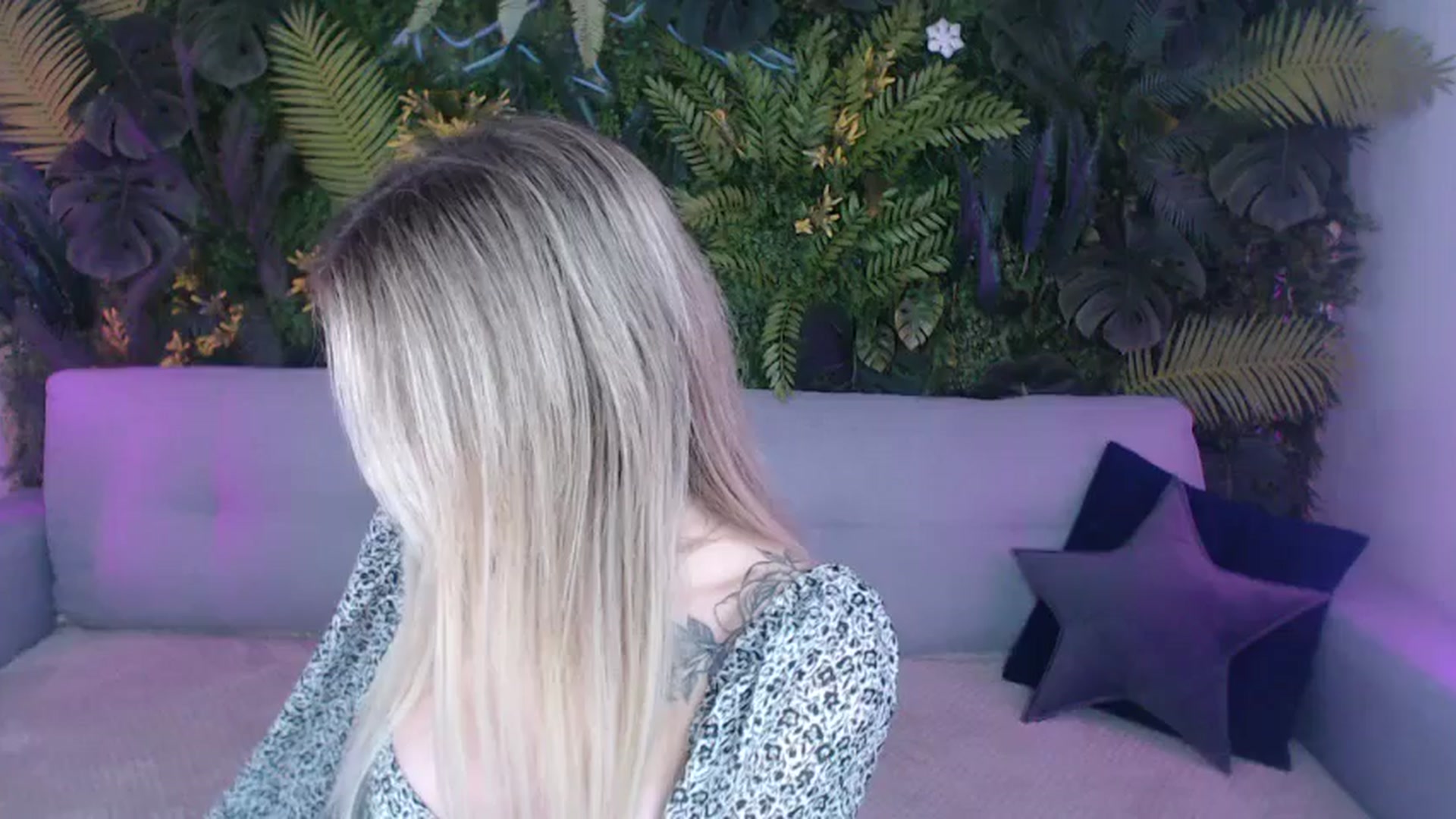 Gallery image thumbnail from Horny_Blond's myfreecams stream on, 07/26/2024, 08:22 image 1 of 20