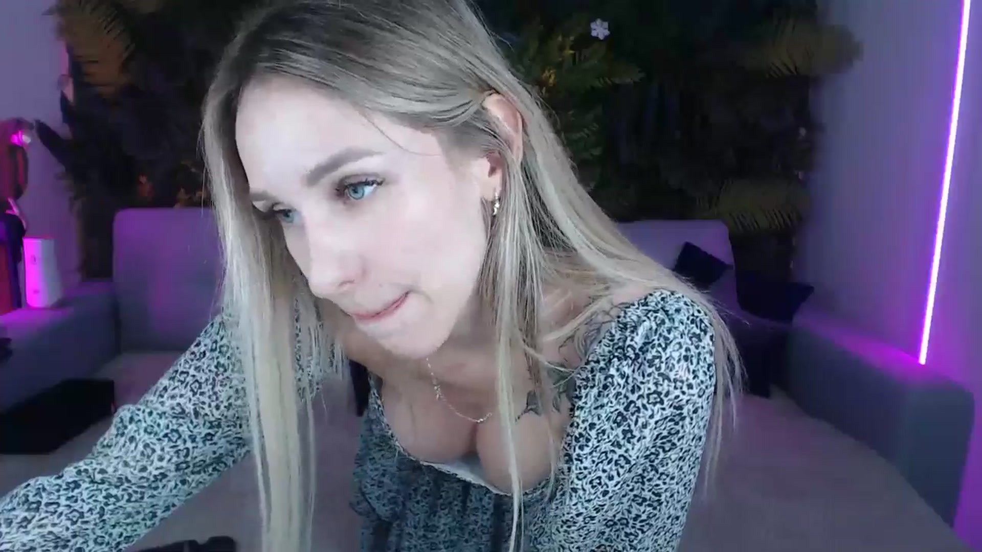 Gallery image thumbnail from Horny_Blond's myfreecams stream on, 07/26/2024, 09:55 image 3 of 20