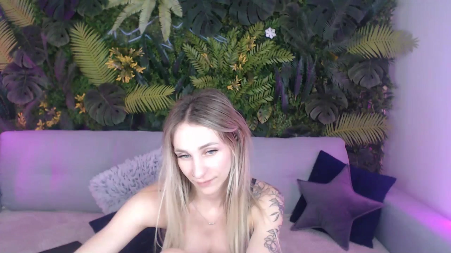 Gallery image thumbnail from Horny_Blond's myfreecams stream on, 07/26/2024, 11:07 image 8 of 20